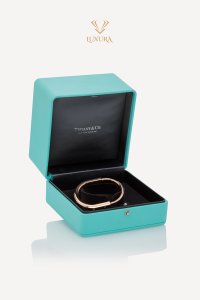 Bijuterii | TIFFANY & CO. 18k Rose Gold Lock Bangle with 8 Diamond Accents 0.31 ct Small