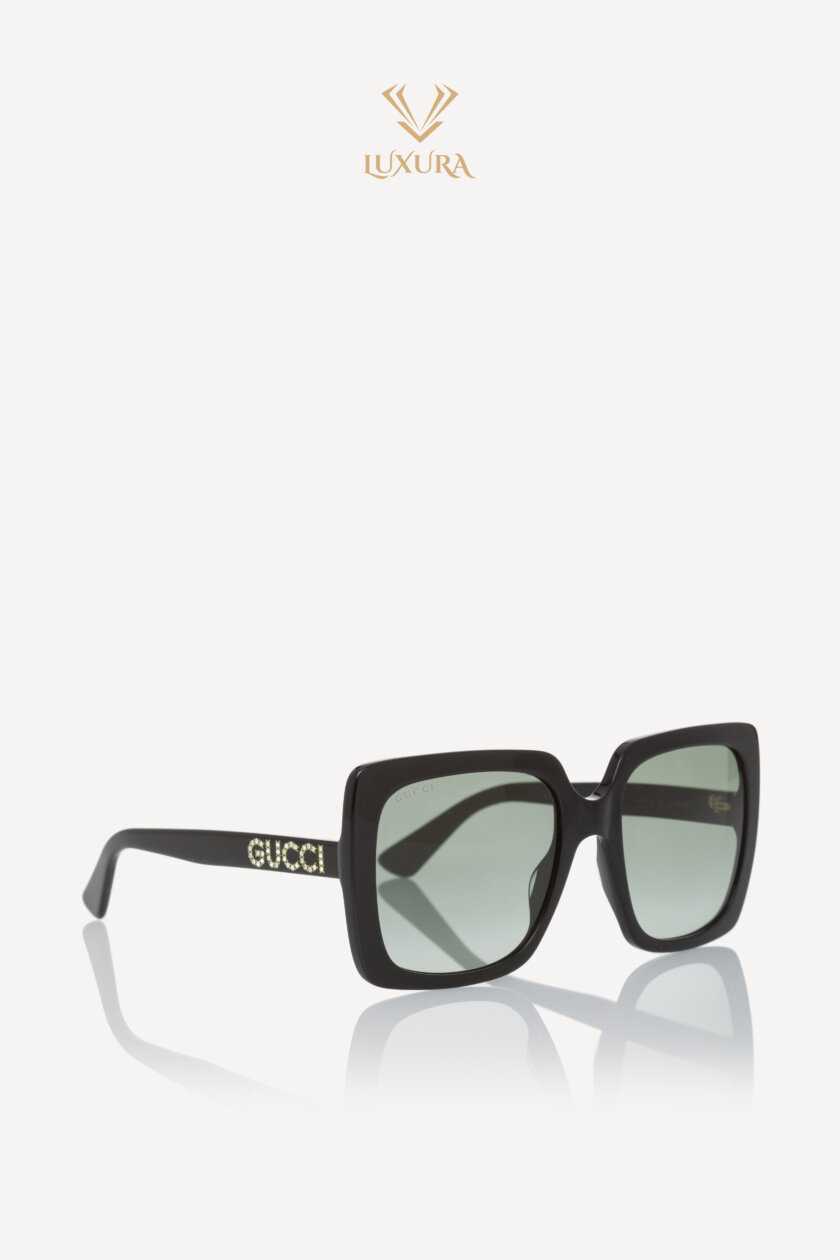 <span style="font-size: 10px; color: rgb(101, 101, 101);letter-spacing: .15em;">BEST DEAL</span><br><strong> GUCCI </strong><br><div style="margin-top:10px; font-size:16px;">Square Sunglasses Black Silver</div><br> - Image 5