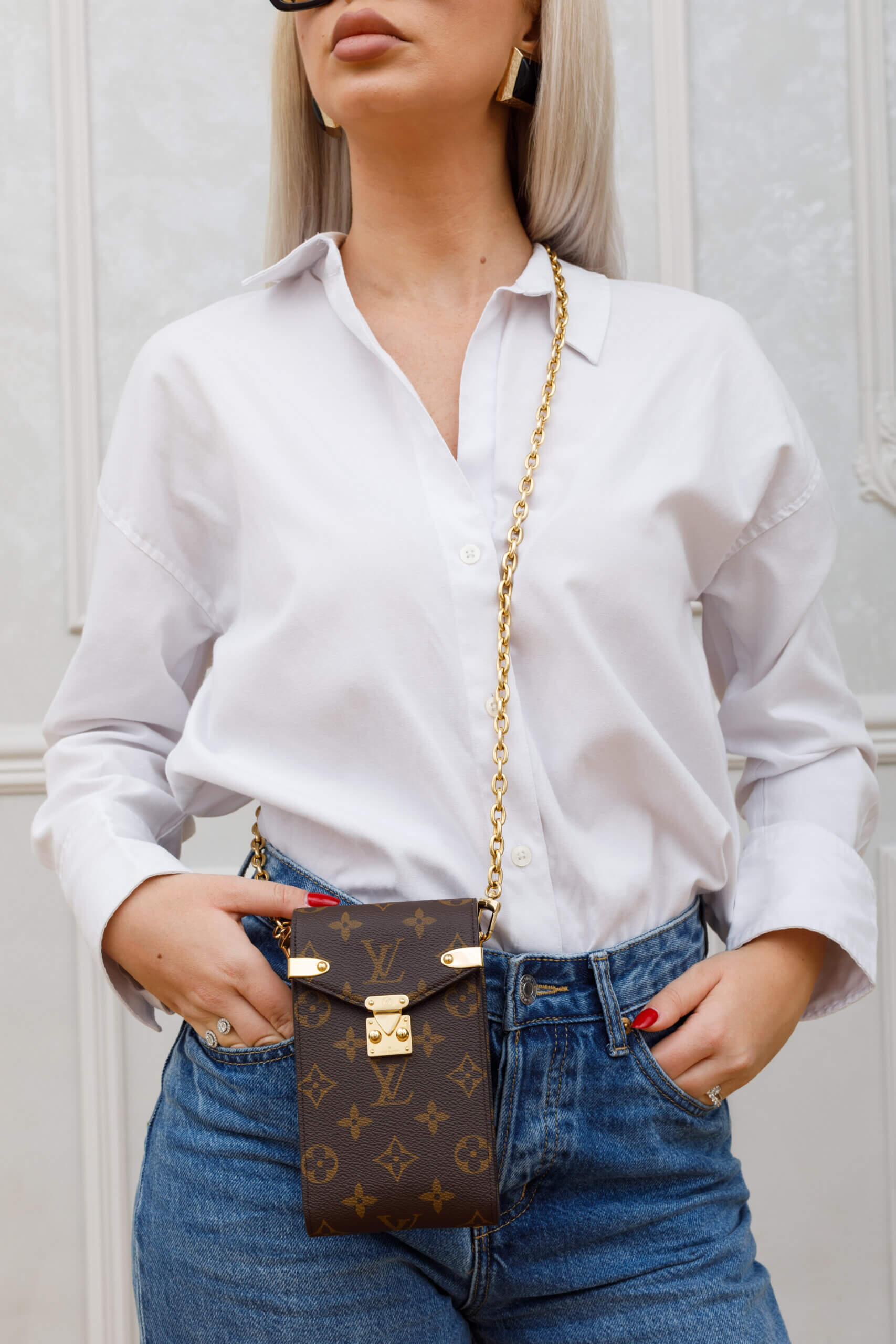 <span style="font-size: 10px; color: rgb(101, 101, 101);letter-spacing: .15em;">HARD TO FIND</span><br><strong> LOUIS VUITTON </strong><br><div style="margin-top:10px;font-size:16px;">Monogram Phone Pouch Metis Monogram Canvas M13572</div><br> - Image 8