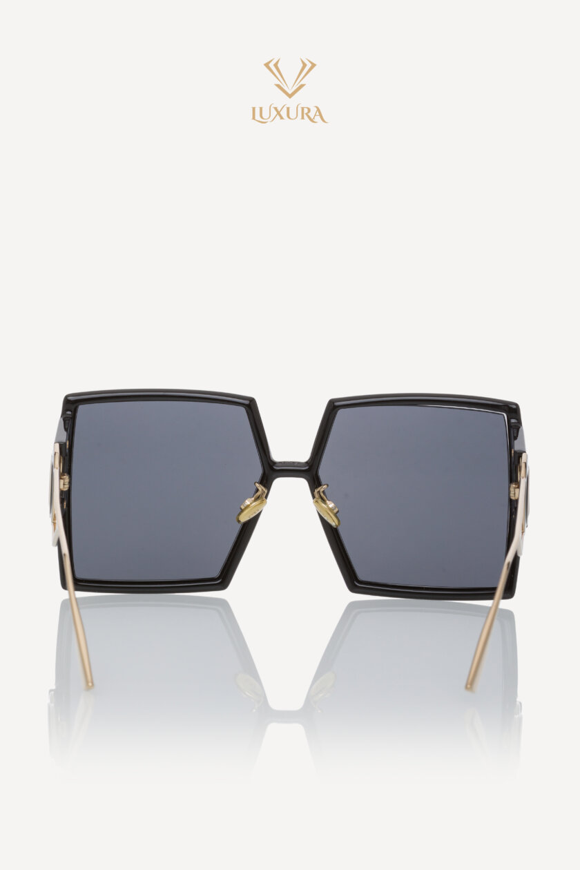 <span style="font-size: 10px; color: rgb(101, 101, 101);letter-spacing: .15em;">BEST DEAL </span><br><strong> DIOR</strong><br><div style="margin-top:10px; font-size:16px;">30 Montaigne SU Oversized Square Sunglasses Black</div><br> - Image 6