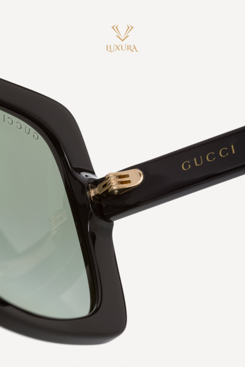 <span style="font-size: 10px; color: rgb(101, 101, 101);letter-spacing: .15em;">BEST DEAL</span><br><strong> GUCCI </strong><br><div style="margin-top:10px; font-size:16px;">Square Sunglasses Black Silver</div><br> - Image 11