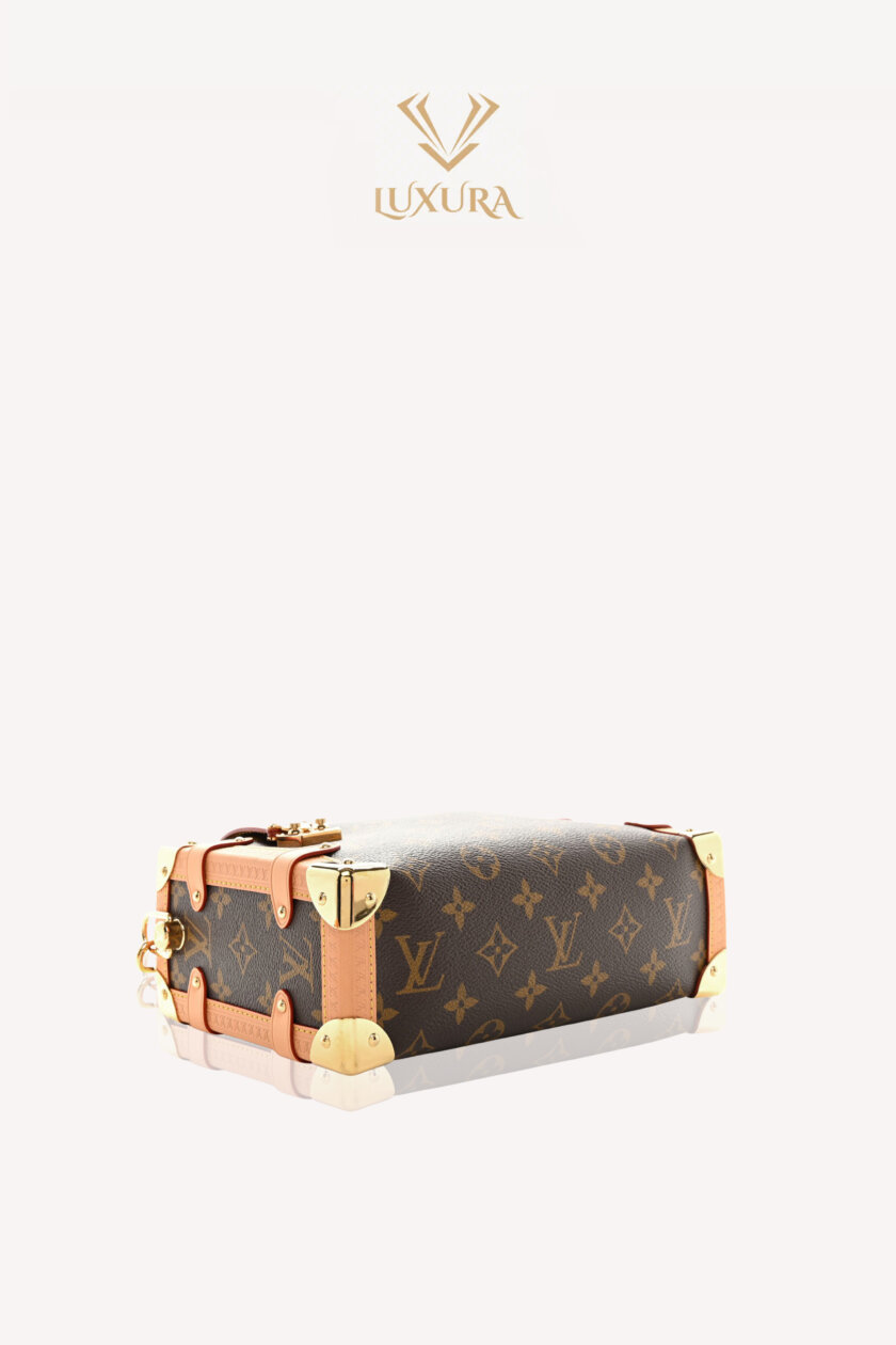 <span style="font-size: 10px; color: rgb(101, 101, 101);letter-spacing: .15em;">HARD TO FIND</span><br><strong> LOUIS VUITTON </strong><br><div style="margin-top:10px; font-size:16px;">Monogram Side Trunk MM M46358</div></br> - Image 3