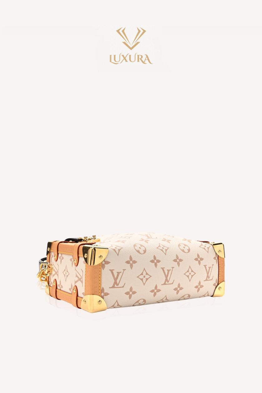 <span style="font-size: 10px; color: rgb(101, 101, 101);letter-spacing: .15em;">HARD TO FIND</span><br><strong> LOUIS VUITTON </strong><br><div style="margin-top:10px; font-size:16px;">Monogram Dune Side Trunk MM M26287</div></br> - Image 3