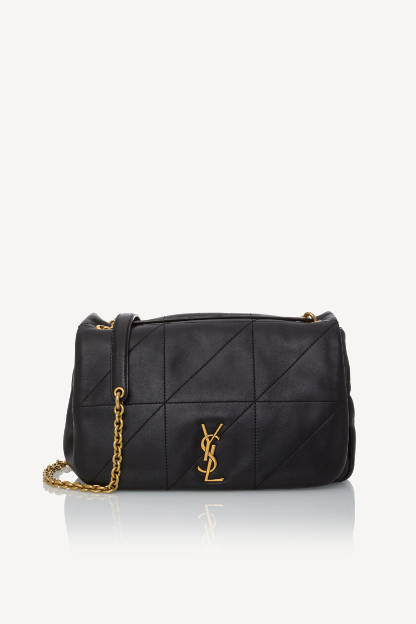 <span style="font-size: 10px; color: rgb(101, 101, 101);letter-spacing: .15em;">HARD TO FIND</span><br><strong> SAINT LAURENT </strong><br><div style="margin-top:10px; font-size:16px;">Lambskin Matelasse Monogram Small Jamie 4.3 Black</div><br> - Image 4