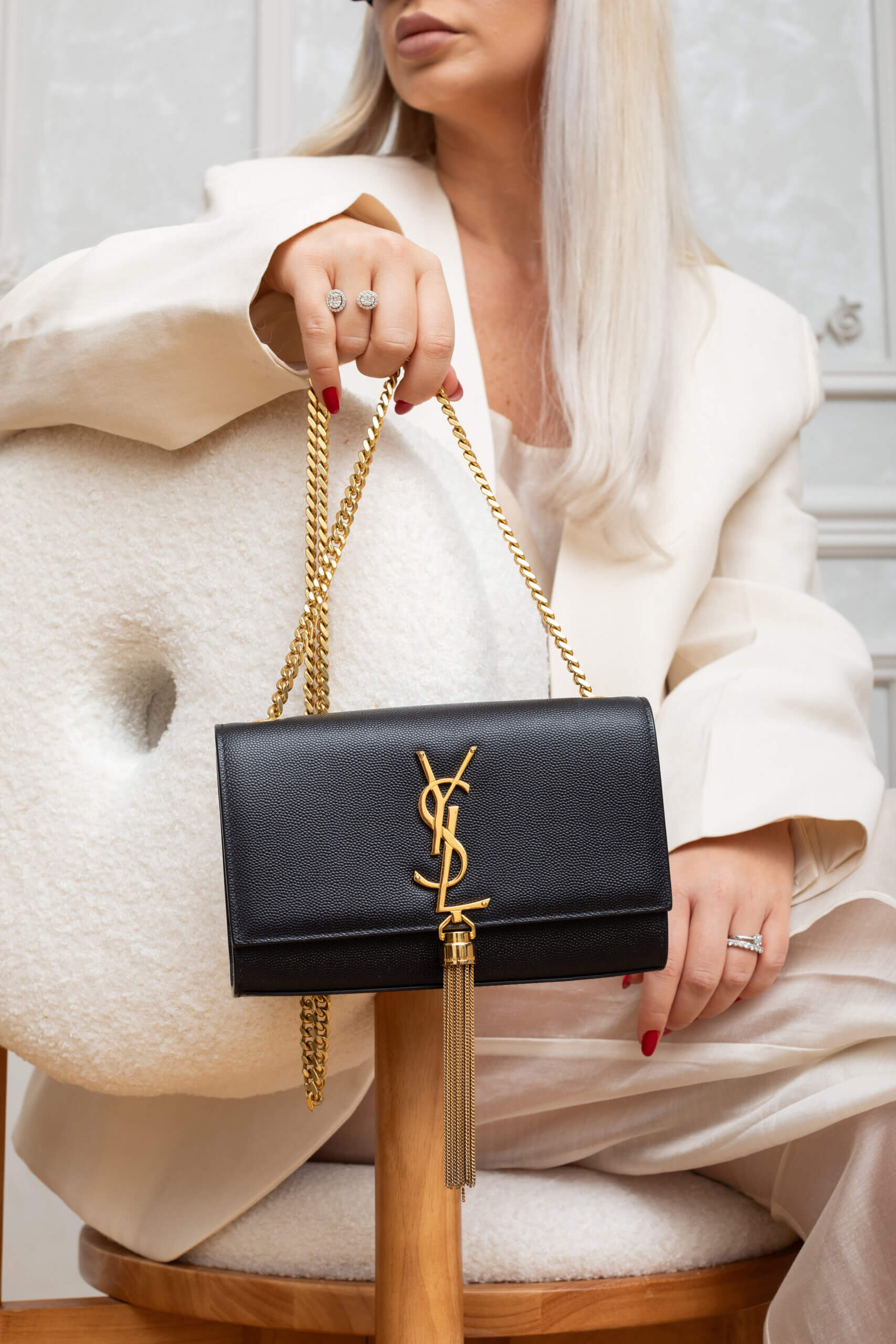 <span style="font-size: 10px; color: rgb(101, 101, 101);letter-spacing: .15em;">HARD TO FIND</span><br><strong> SAINT LAURENT </strong><br><div style="margin-top:10px; font-size:16px;">Small Kate Tassel Croc Embossed Shoulder Bag</div><br> - Image 9