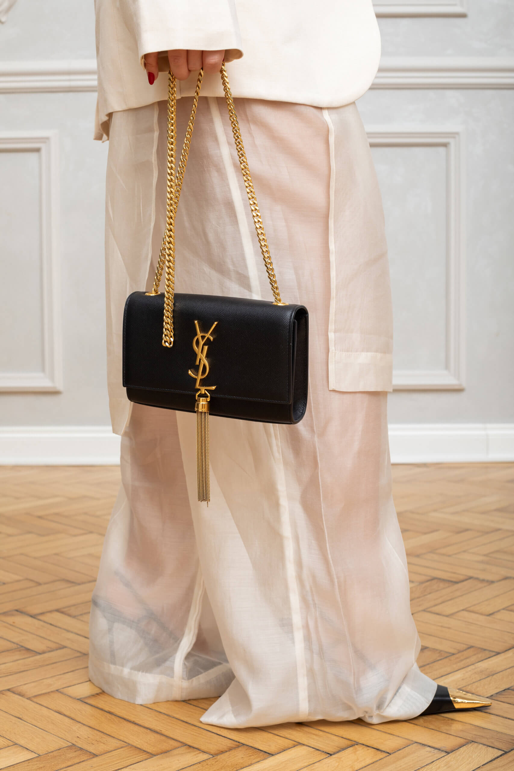 <span style="font-size: 10px; color: rgb(101, 101, 101);letter-spacing: .15em;">HARD TO FIND</span><br><strong> SAINT LAURENT </strong><br><div style="margin-top:10px; font-size:16px;">Small Kate Tassel Croc Embossed Shoulder Bag</div><br> - Image 2