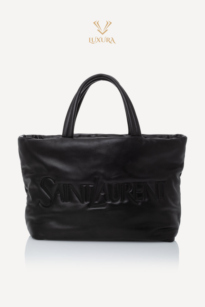<span style="font-size: 10px; color: rgb(101, 101, 101);letter-spacing: .15em;">BEST DEAL</span><br><strong> SAINT LAURENT </strong><br><div style="margin-top:10px; font-size:16px;">Tote In Nappa Lambskin Black</div><br>