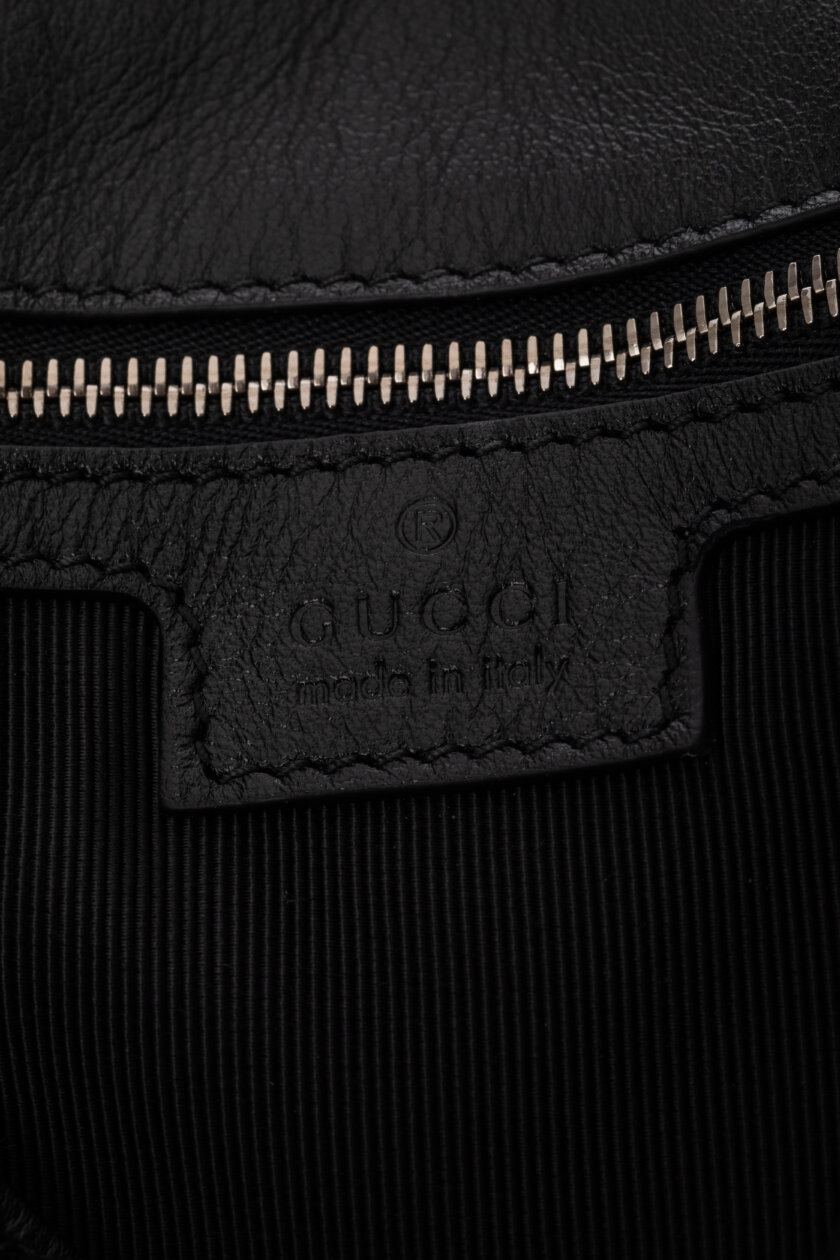 <span style="font-size: 10px; color: rgb(101, 101, 101);letter-spacing: .15em;">NEW COLLECTION</span><br><strong> GUCCI </strong><br><div style="margin-top:10px; font-size:16px;">GG Marmont Large Shoulder Bag Black Leather</div><br> - Image 20