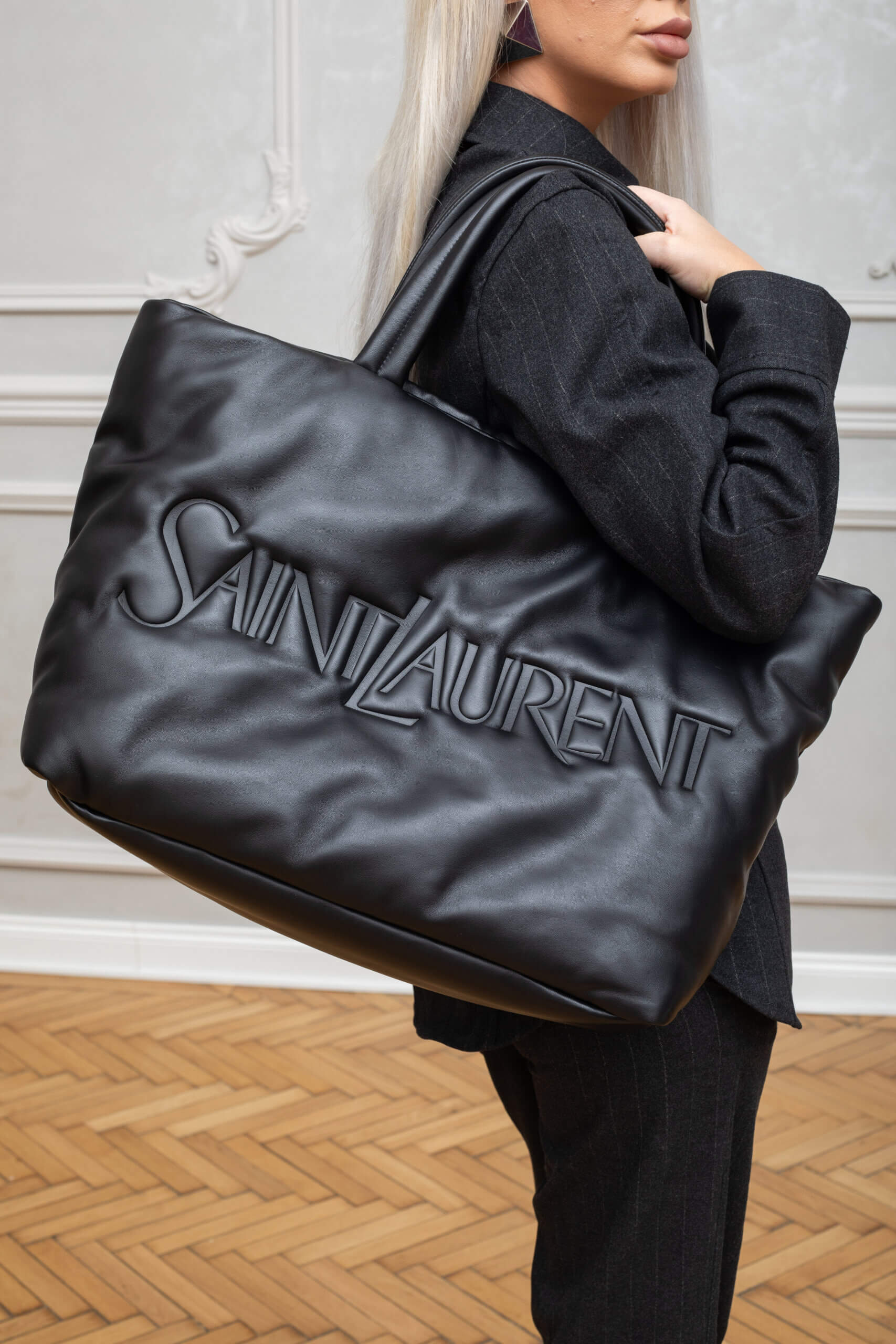 Genti | SAINT LAURENT Tote In Nappa Lambskin Black