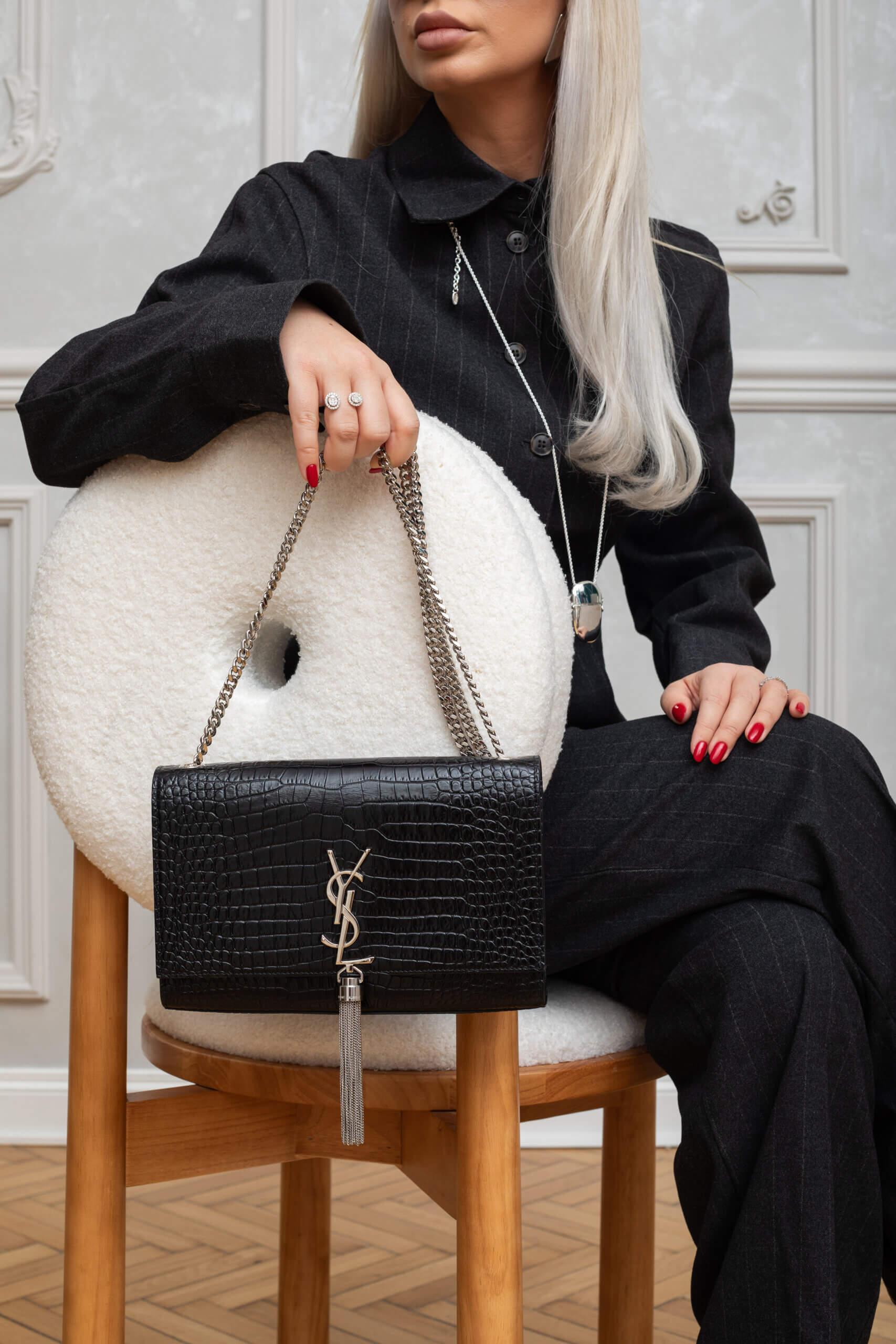 Genti | SAINT LAURENT Crocodile Embossed Medium Monogram Kate Tassel Satchel Black