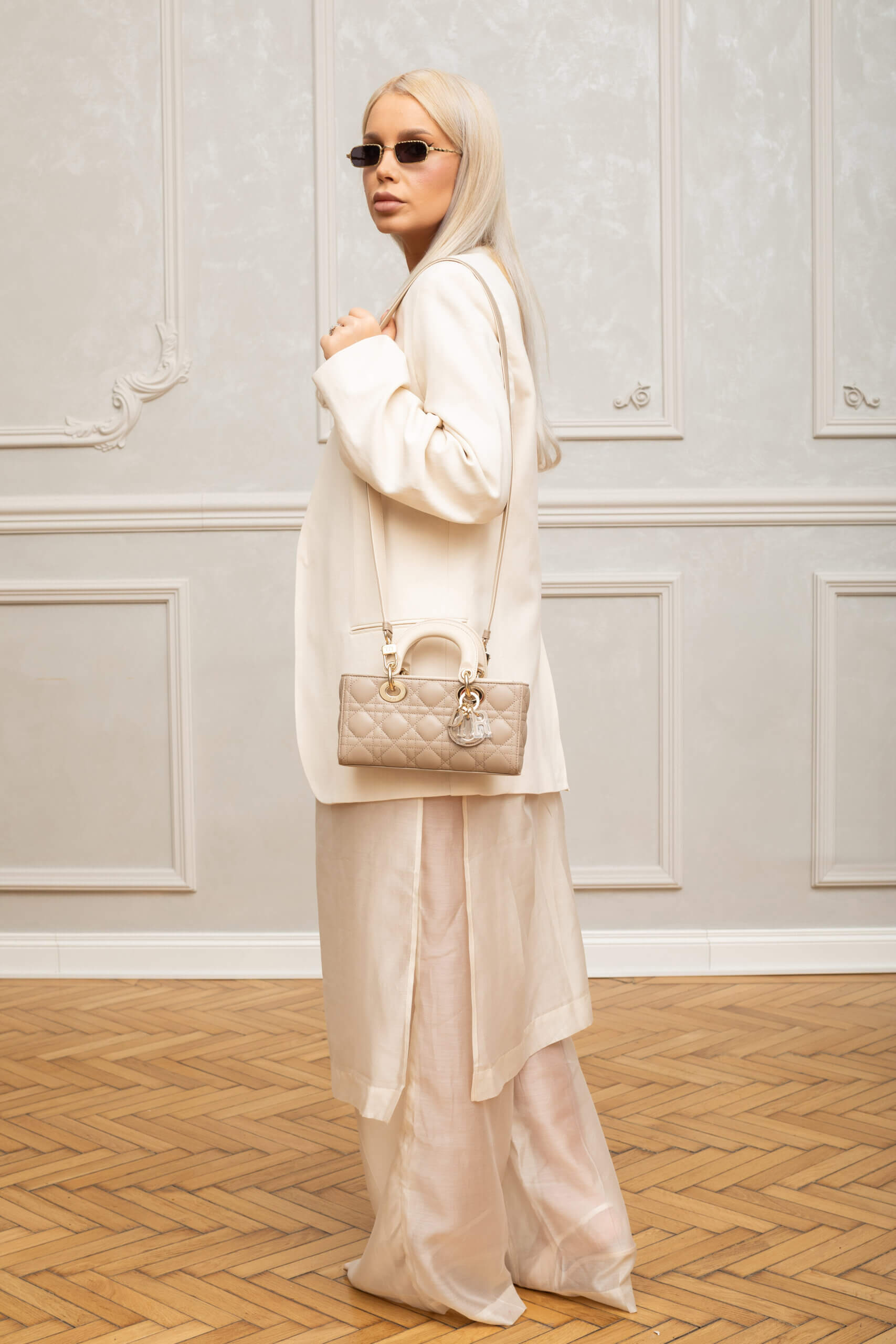 Genti | DIOR Small Lady D-Joy Bag Two-Tone Light Biscuit and Linen Beige Cannage Lambskin