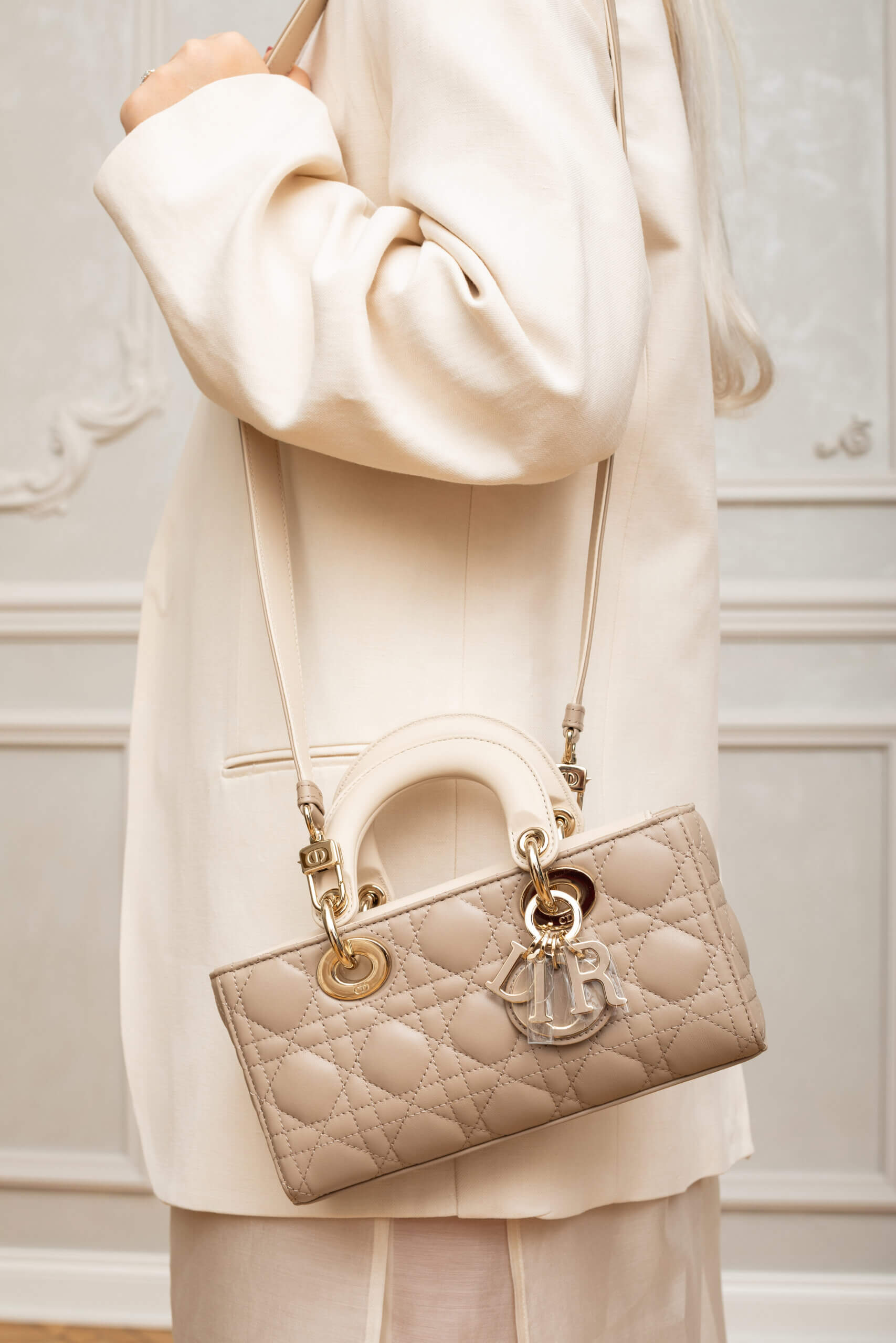 Genti | DIOR Small Lady D-Joy Bag Two-Tone Light Biscuit and Linen Beige Cannage Lambskin