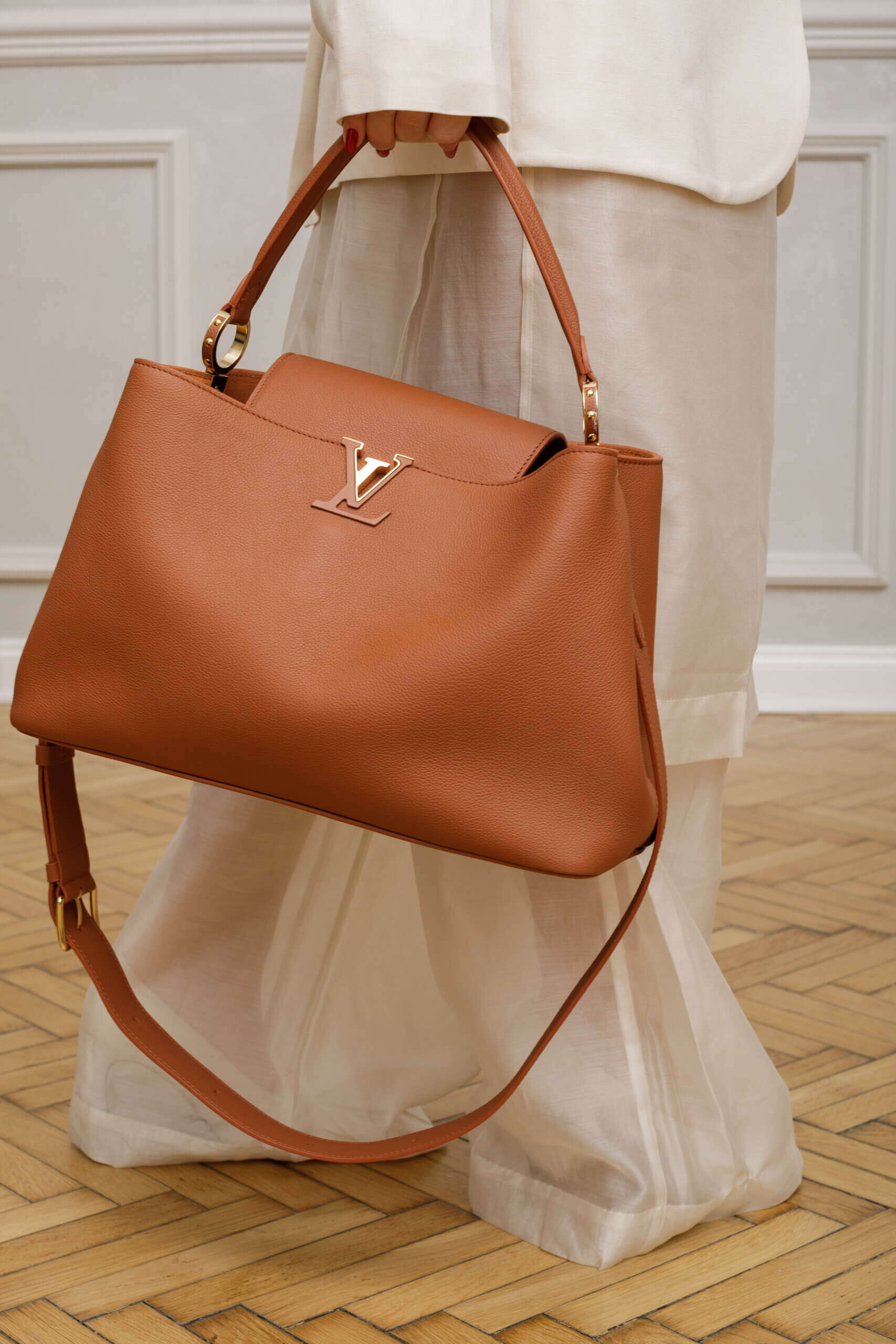 Genti | LOUIS VUITTON Capucines Souple GM Handbag Leather Cognac Brown M24879