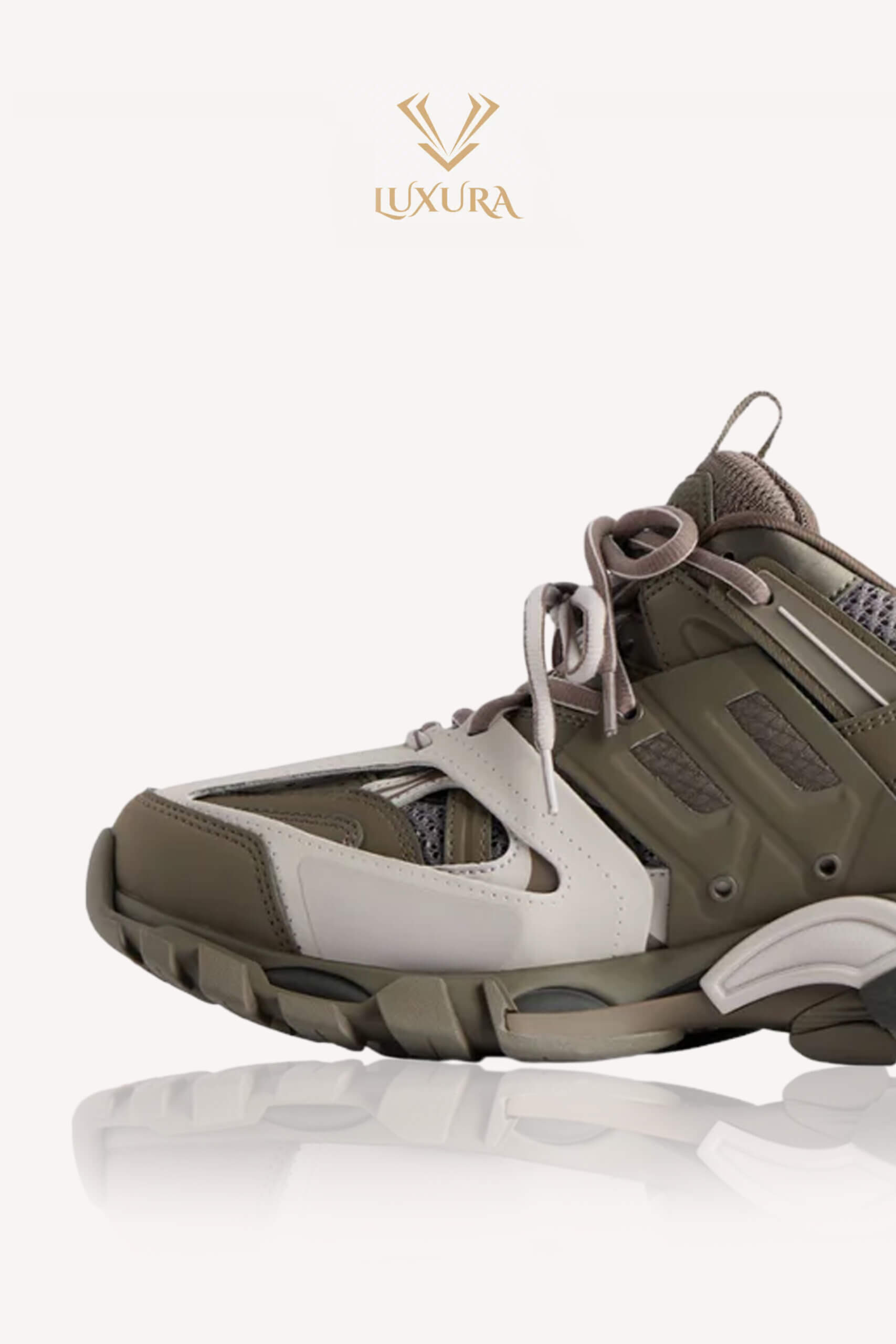 <span style="font-size: 10px; color: rgb(101, 101, 101);letter-spacing: .15em;">BEST DEAL</span><br><strong> BALENCIAGA </strong><br><div style="margin-top:10px; font-size:16px;"> Track Sneakers Rubber Sole Flat Grey Dark Brown 42 </div><br> - Image 3