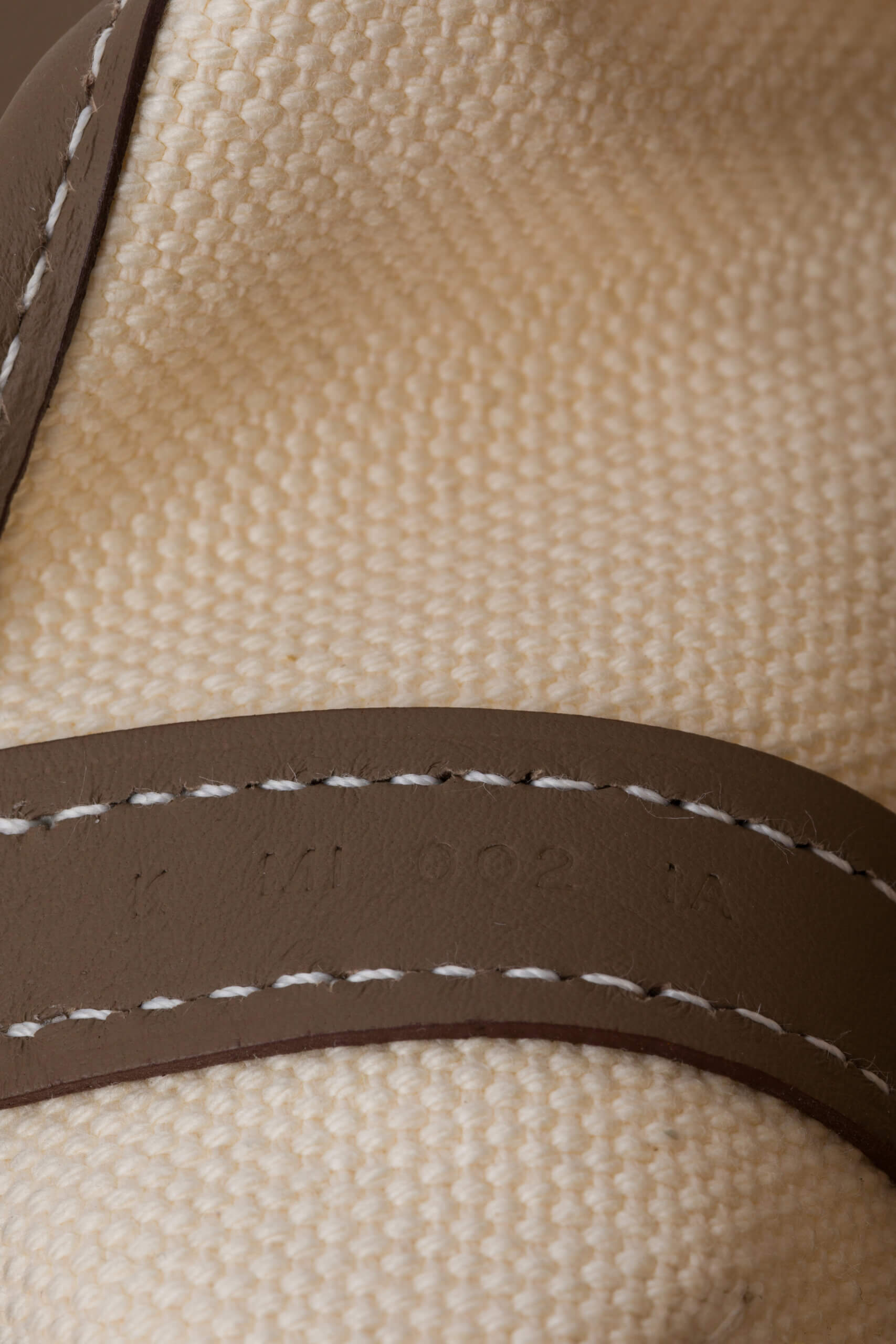 <span style="font-size: 10px; color: rgb(101, 101, 101);letter-spacing: .15em;">HARD TO FIND</span><br><strong> HERMÈS </strong><br><div style="margin-top:10px; font-size:16px;">Cargo Picotin 18 Lock Bag Canvas Swift Ecru-Etoupe Gold Hardware</div><br> - Image 13