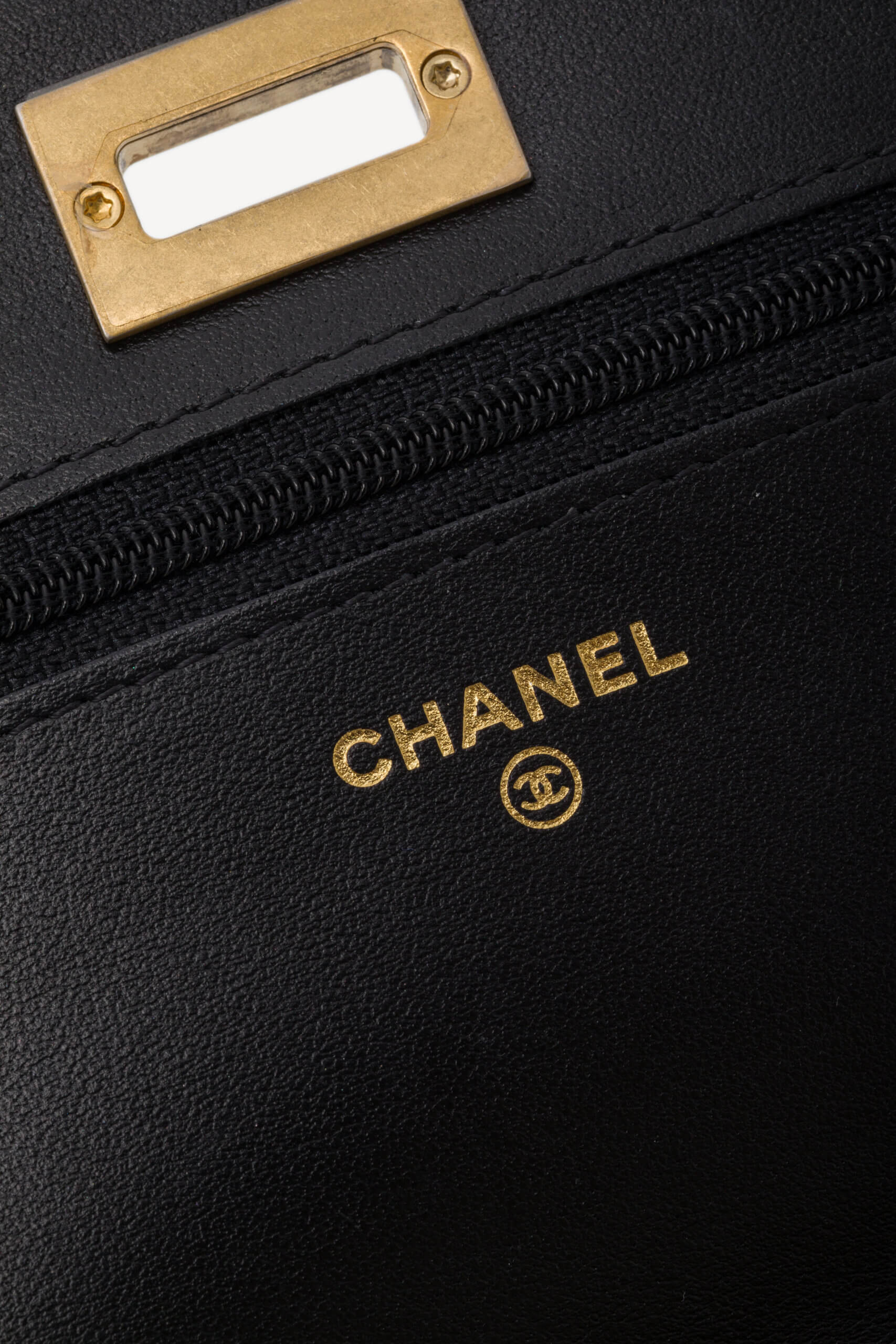Genti | CHANEL Aged Calfskin Quilted Reissue 2.55 Wallet On Chain Black