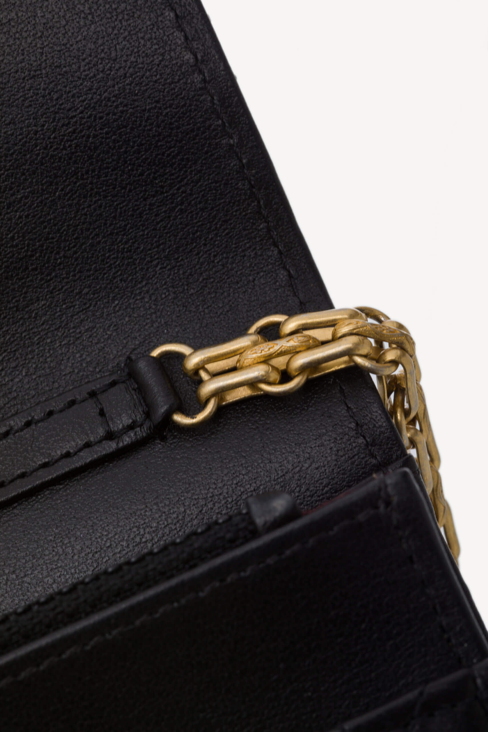 Genti | CHANEL Aged Calfskin Quilted Reissue 2.55 Wallet On Chain Black