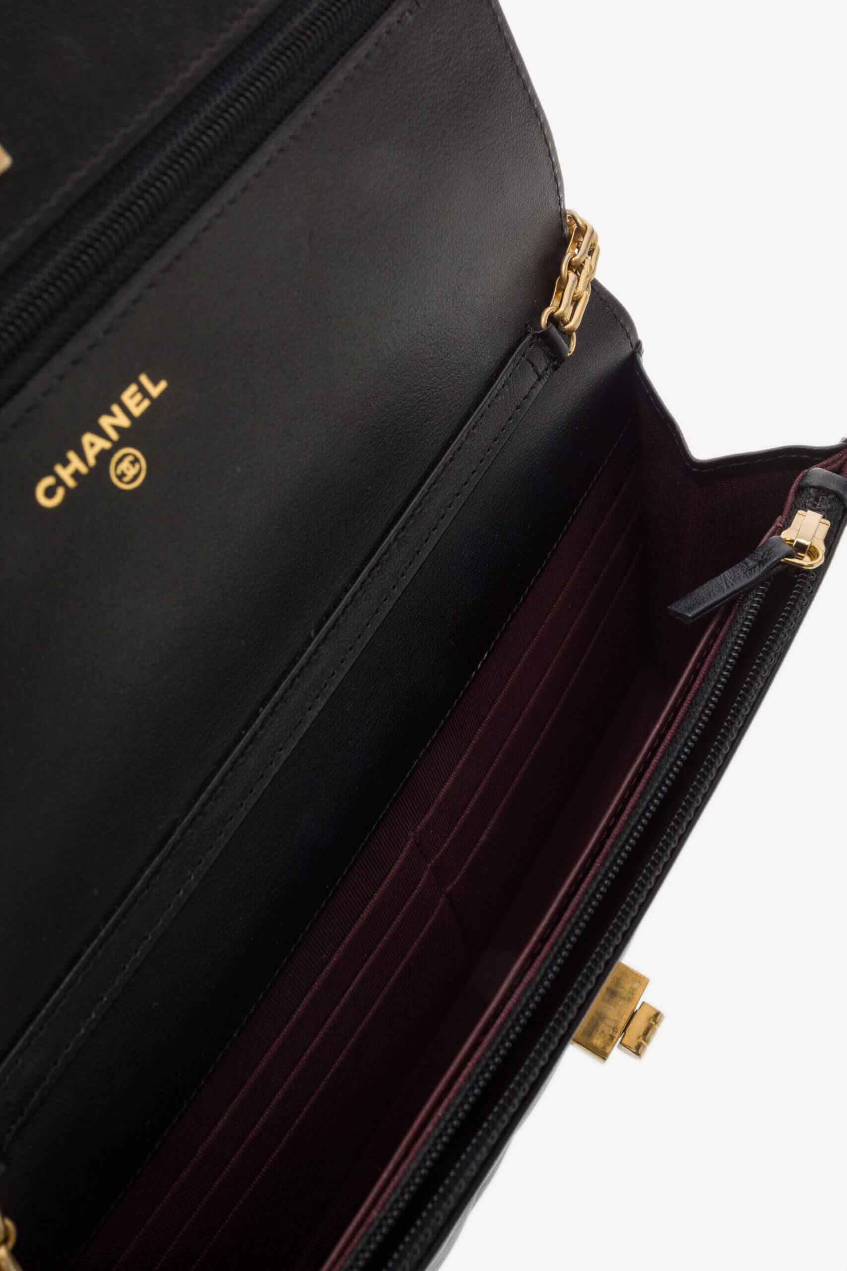 Genti | CHANEL Aged Calfskin Quilted Reissue 2.55 Wallet On Chain Black