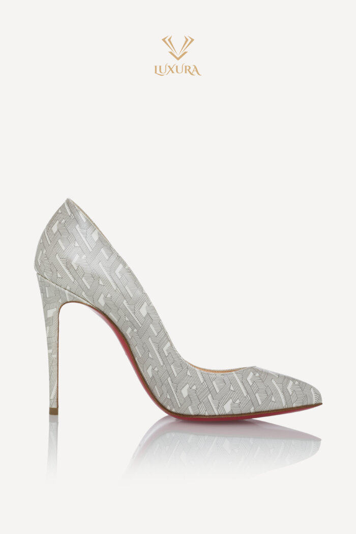 <span style="font-size: 10px; color: rgb(101, 101, 101);letter-spacing: .15em;">BEST DEAL </span><br><strong>CHRISTIAN LOUBOUTIN </strong><br><div style="margin-top:10px; font-size:16px;">Pigalle Follies White-Silver  35,5 </div><br>