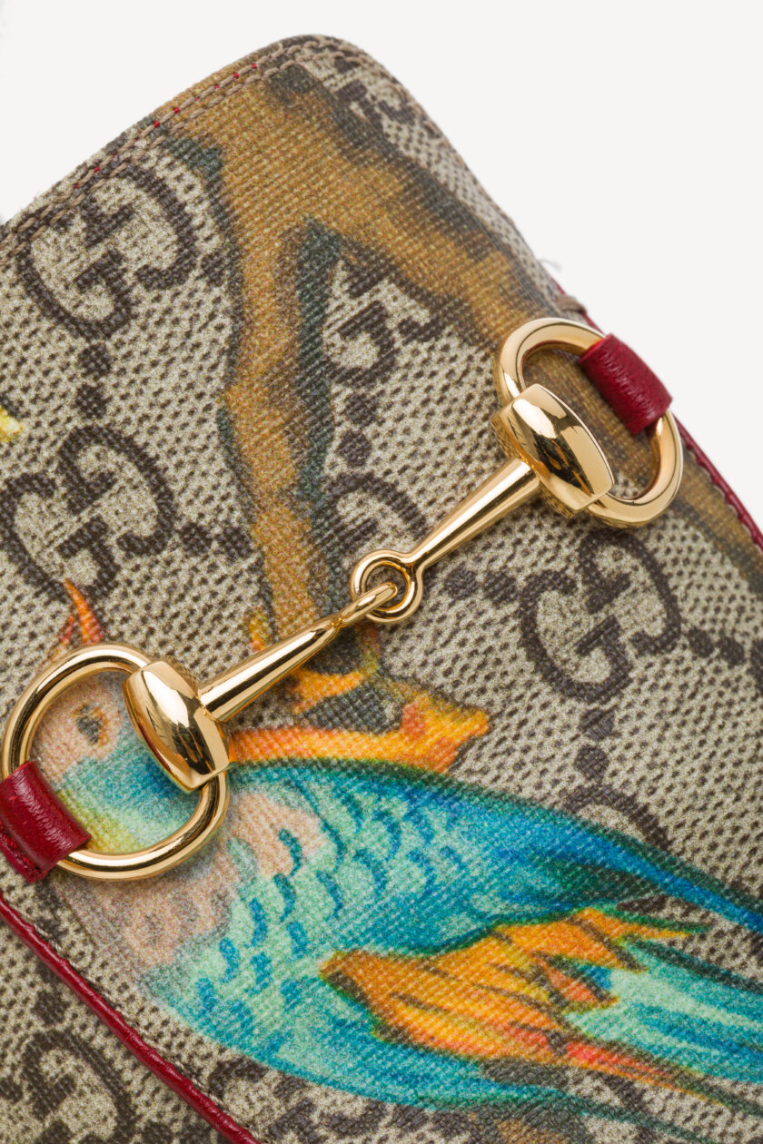 <span style="font-size: 10px; color: rgb(101, 101, 101);letter-spacing: .15em;">BEST DEAL</span><br><strong> GUCCI </strong><br><div style="margin-top:10px; font-size:16px;">GG Supreme Monogram Tian Princetown Slippers Beige Ebony Multicolor 38.5</div><br> - Image 7