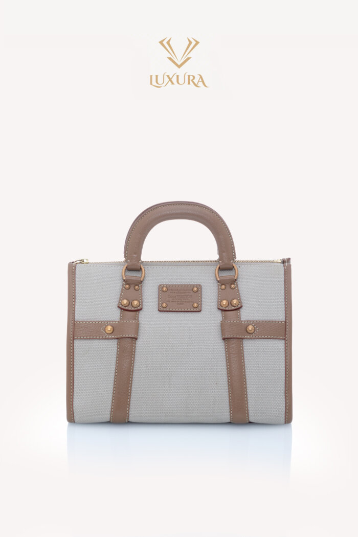 <span style="font-size: 10px; color: rgb(101, 101, 101);letter-spacing: .15em;">BEST DEAL </span><br><strong> LOUIS VUITTON </strong><br><div style="margin-top:10px; font-size:16px;"> Toile Trianon Sac Neverfull Weekender 30 Beige </div><br>