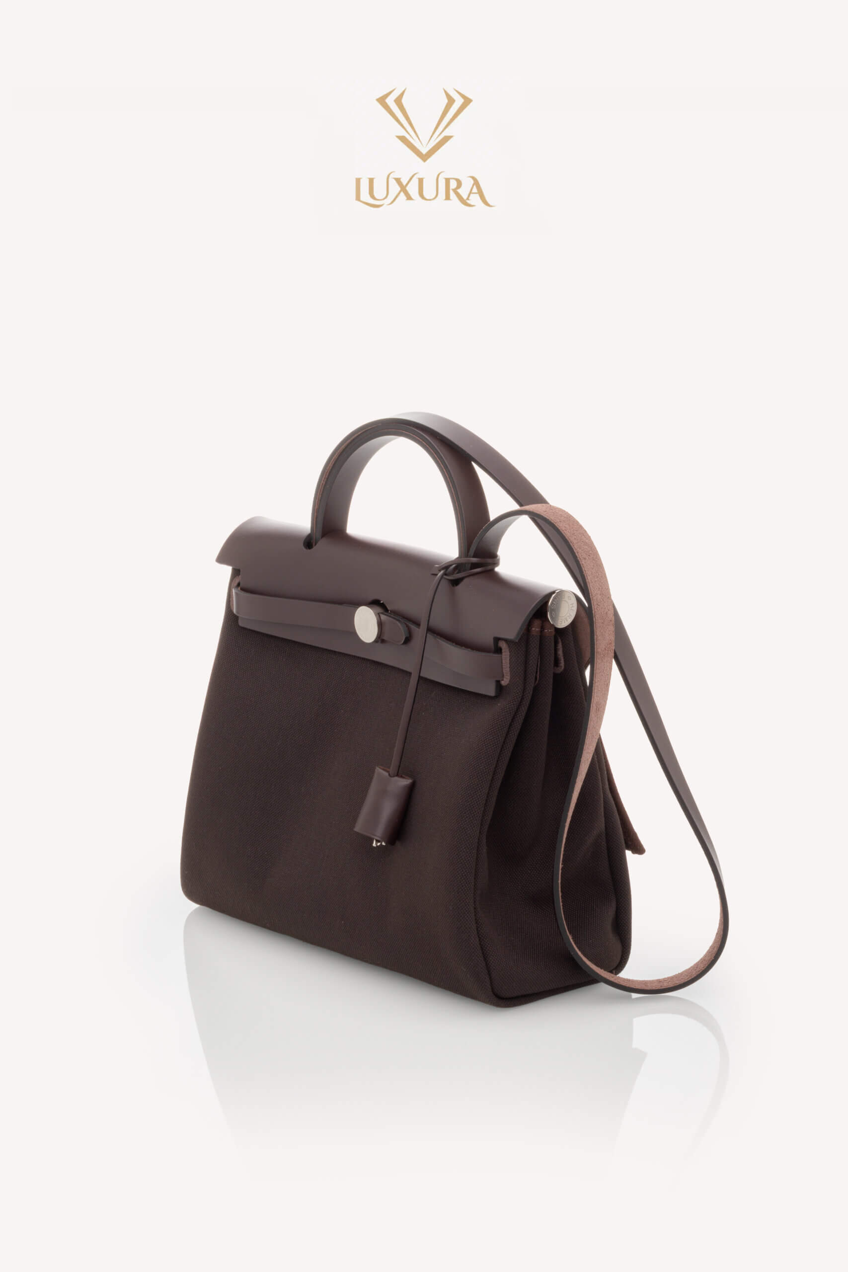 <span style="font-size: 10px; color: rgb(101, 101, 101);letter-spacing: .15em;">HARD TO FIND</span><br><strong>HERMES </strong><br><div style="margin-top:10px; font-size:16px;"> Herbag Zip RT 31 Toile Militaire Vache Hunter Dark Bronze Ebene Bag </div><br> - Image 5