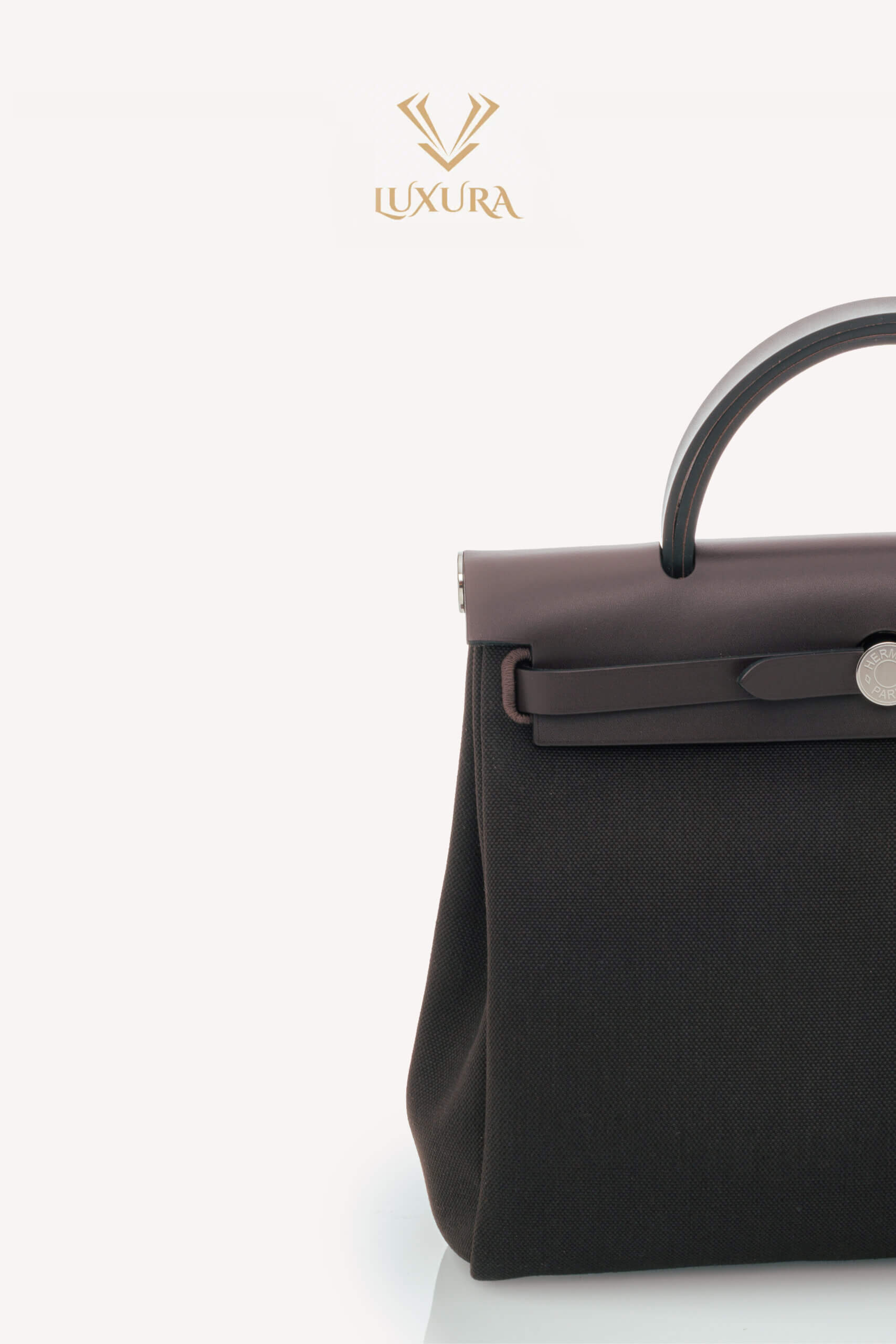 <span style="font-size: 10px; color: rgb(101, 101, 101);letter-spacing: .15em;">HARD TO FIND</span><br><strong>HERMES </strong><br><div style="margin-top:10px; font-size:16px;"> Herbag Zip RT 31 Toile Militaire Vache Hunter Dark Bronze Ebene Bag </div><br> - Image 7