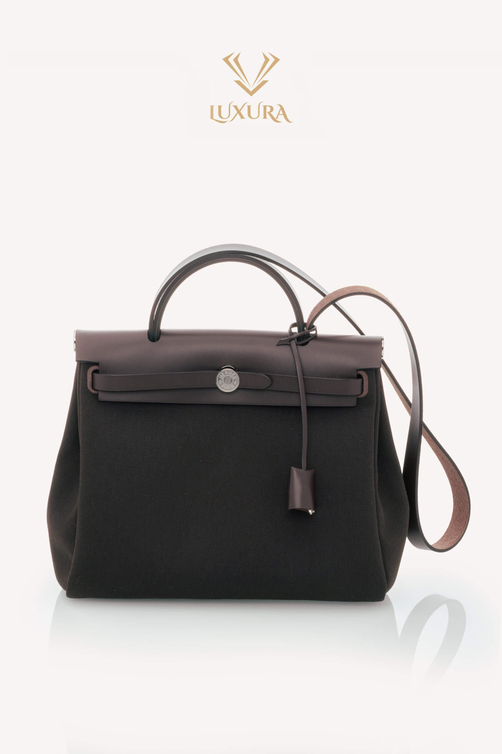 <span style="font-size: 10px; color: rgb(101, 101, 101);letter-spacing: .15em;">HARD TO FIND</span><br><strong>HERMES </strong><br><div style="margin-top:10px; font-size:16px;"> Herbag Zip RT 31 Toile Militaire Vache Hunter Dark Bronze Ebene Bag </div><br>