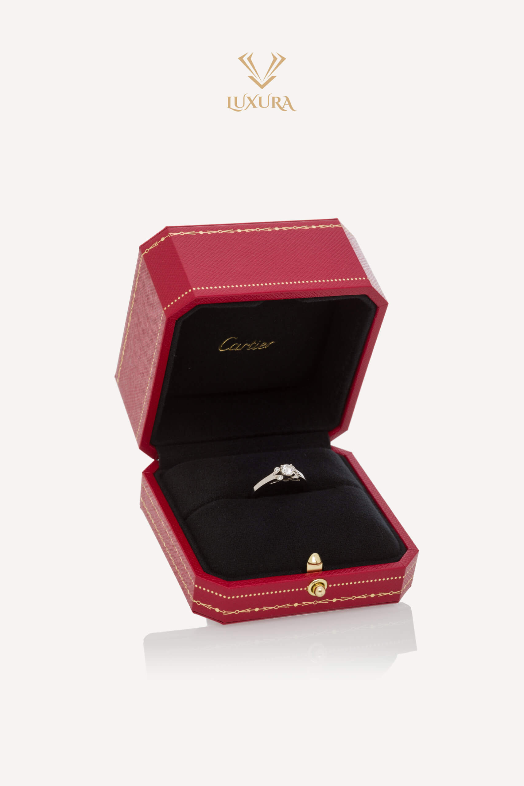 <span style="font-size: 10px; color: rgb(101, 101, 101);letter-spacing: .15em;">BEST DEAL</span><br><strong> CARTIER </strong><br><div style="margin-top:10px; font-size:16px;">Diamond Solitaire Ballerine Platinum Ring 52 </div><br>