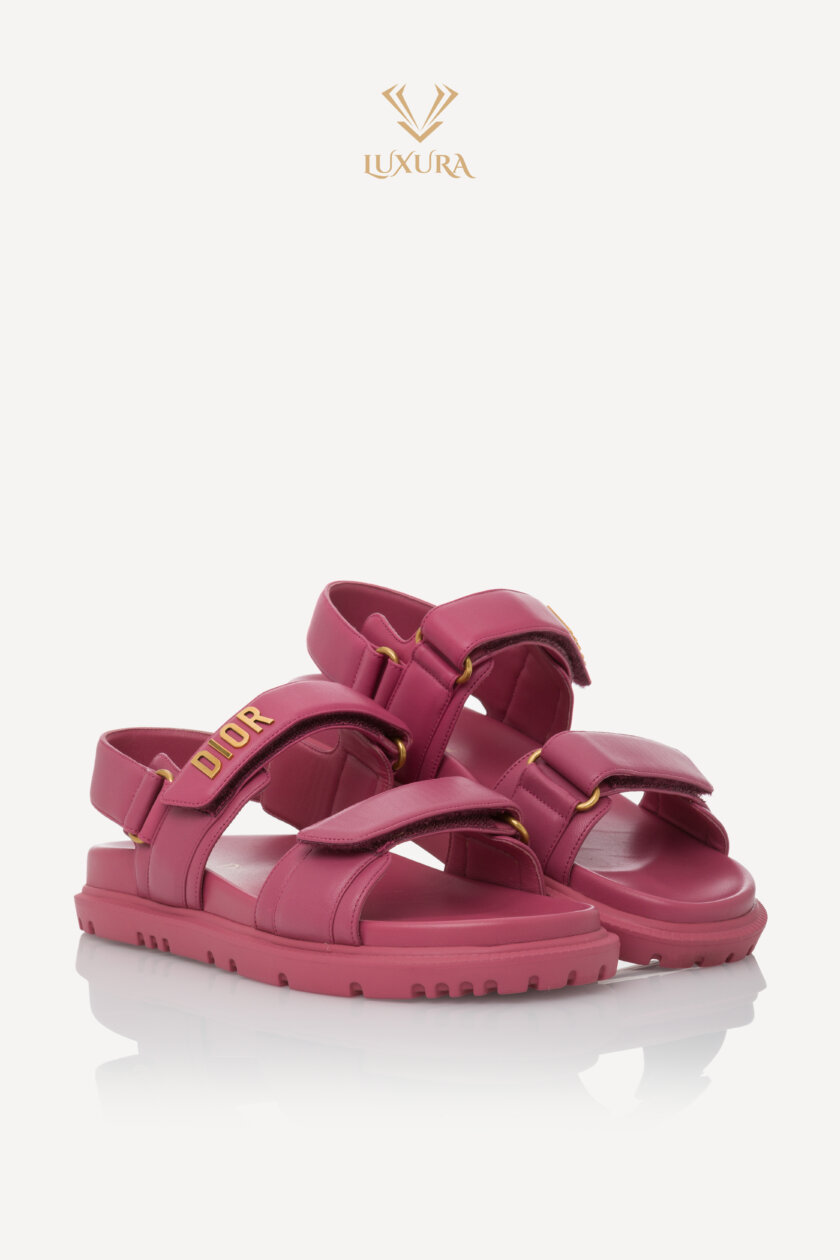 <span style="font-size: 10px; color: rgb(101, 101, 101);letter-spacing: .15em;">BEST DEAL</span><br><strong> DIOR </strong><br><div style="margin-top:10px; font-size:16px;">Dioract Sandal Pink Lambskin 38</div><br> - Image 3