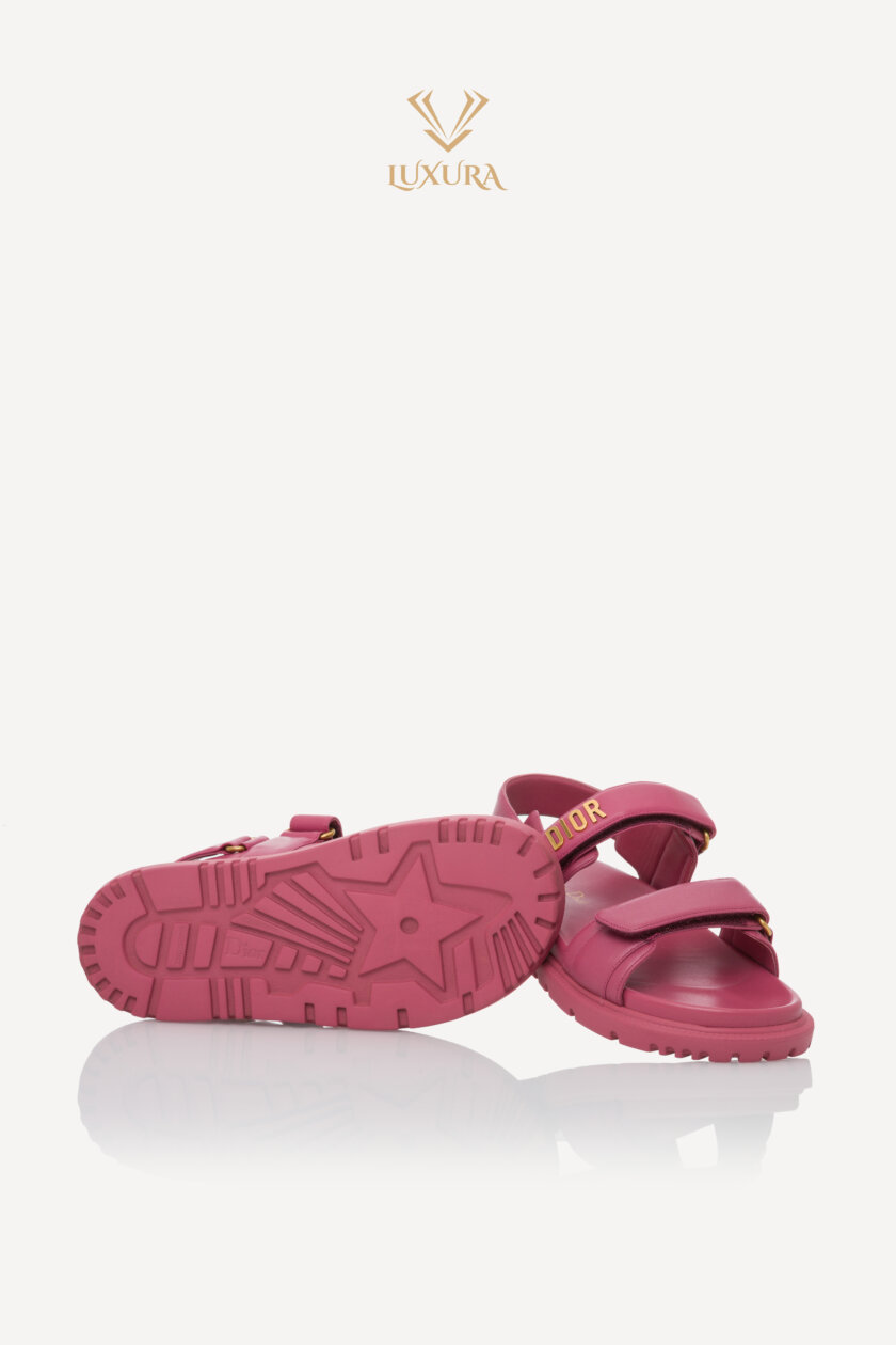 <span style="font-size: 10px; color: rgb(101, 101, 101);letter-spacing: .15em;">BEST DEAL</span><br><strong> DIOR </strong><br><div style="margin-top:10px; font-size:16px;">Dioract Sandal Pink Lambskin 38</div><br> - Image 18