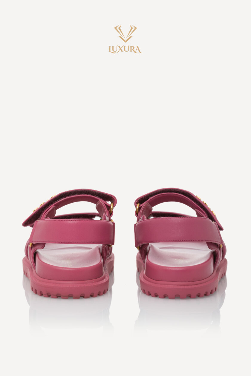 <span style="font-size: 10px; color: rgb(101, 101, 101);letter-spacing: .15em;">BEST DEAL</span><br><strong> DIOR </strong><br><div style="margin-top:10px; font-size:16px;">Dioract Sandal Pink Lambskin 38</div><br> - Image 5