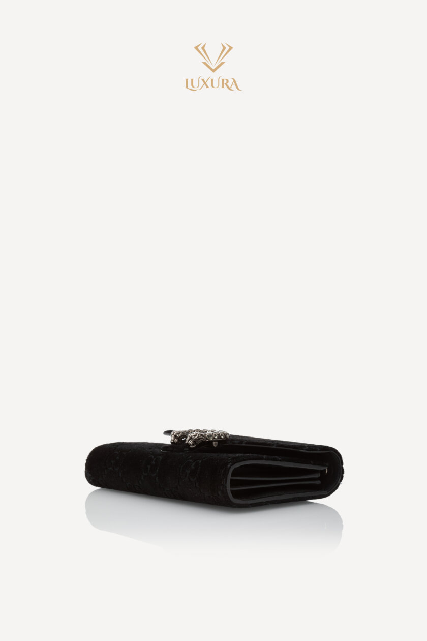 <span style="font-size: 10px; color: rgb(101, 101, 101);letter-spacing: .15em;">HARD TO FIND</span><br><strong> GUCCI </strong><br><div style="margin-top:10px; font-size:16px;">Velvet GG Monogram Mini Dionysus Chain Wallet Black</div><br> - Image 23