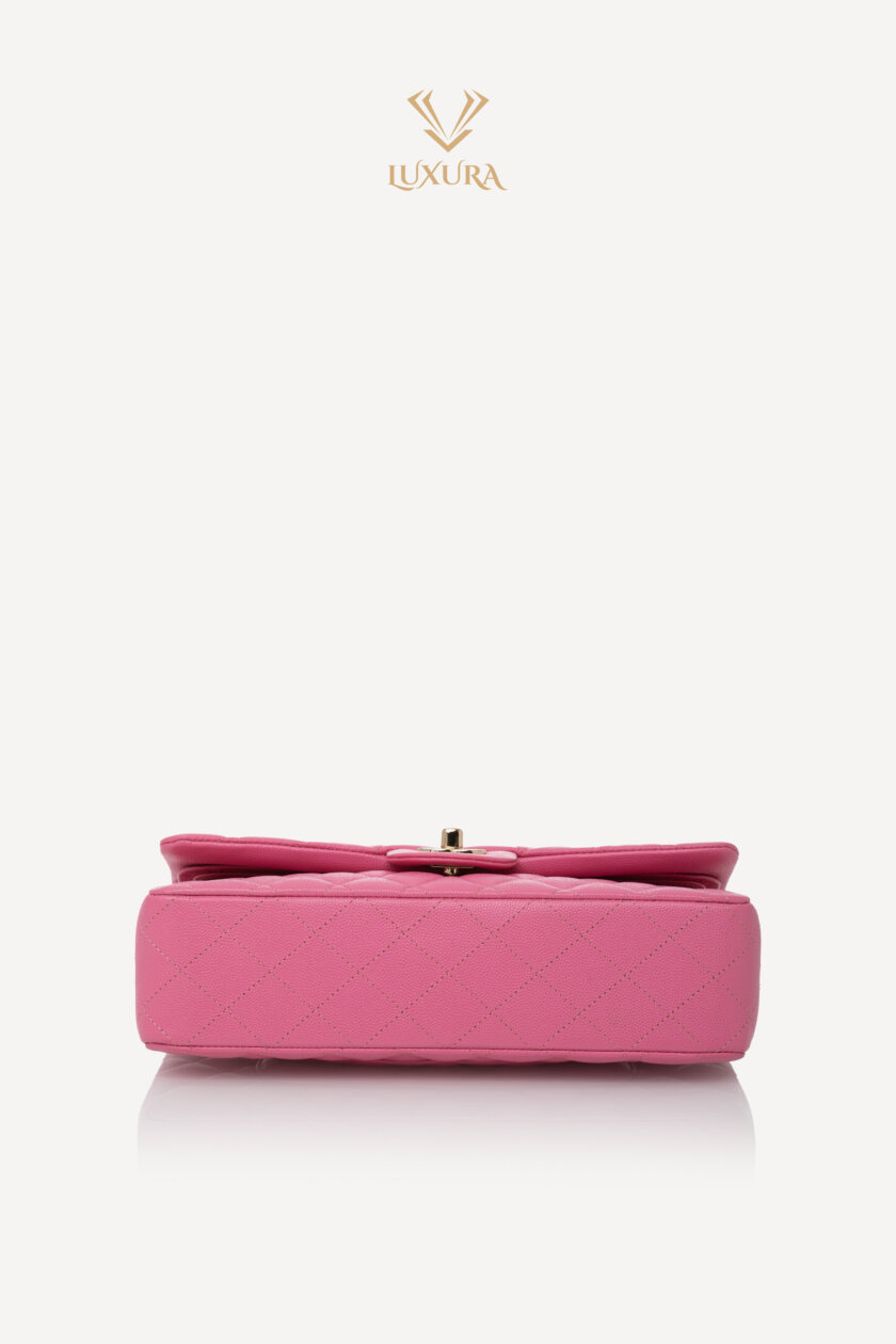 <span style="font-size: 10px; color: rgb(101, 101, 101);letter-spacing: .15em;">HARD TO FIND</span><br><strong> CHANEL </strong><br><div style="margin-top:10px;font-size:16px;">Classic Medium Double Flap Bag in Pink Caviar Calfskin with Gold Tone Hardware</div><br> - Image 22
