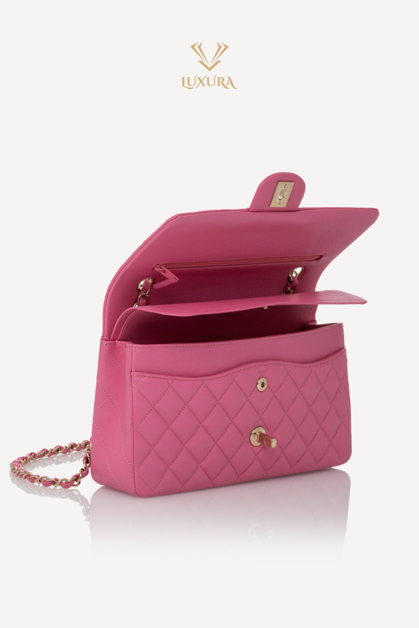 <span style="font-size: 10px; color: rgb(101, 101, 101);letter-spacing: .15em;">HARD TO FIND</span><br><strong> CHANEL </strong><br><div style="margin-top:10px;font-size:16px;">Classic Medium Double Flap Bag in Pink Caviar Calfskin with Gold Tone Hardware</div><br> - Image 9