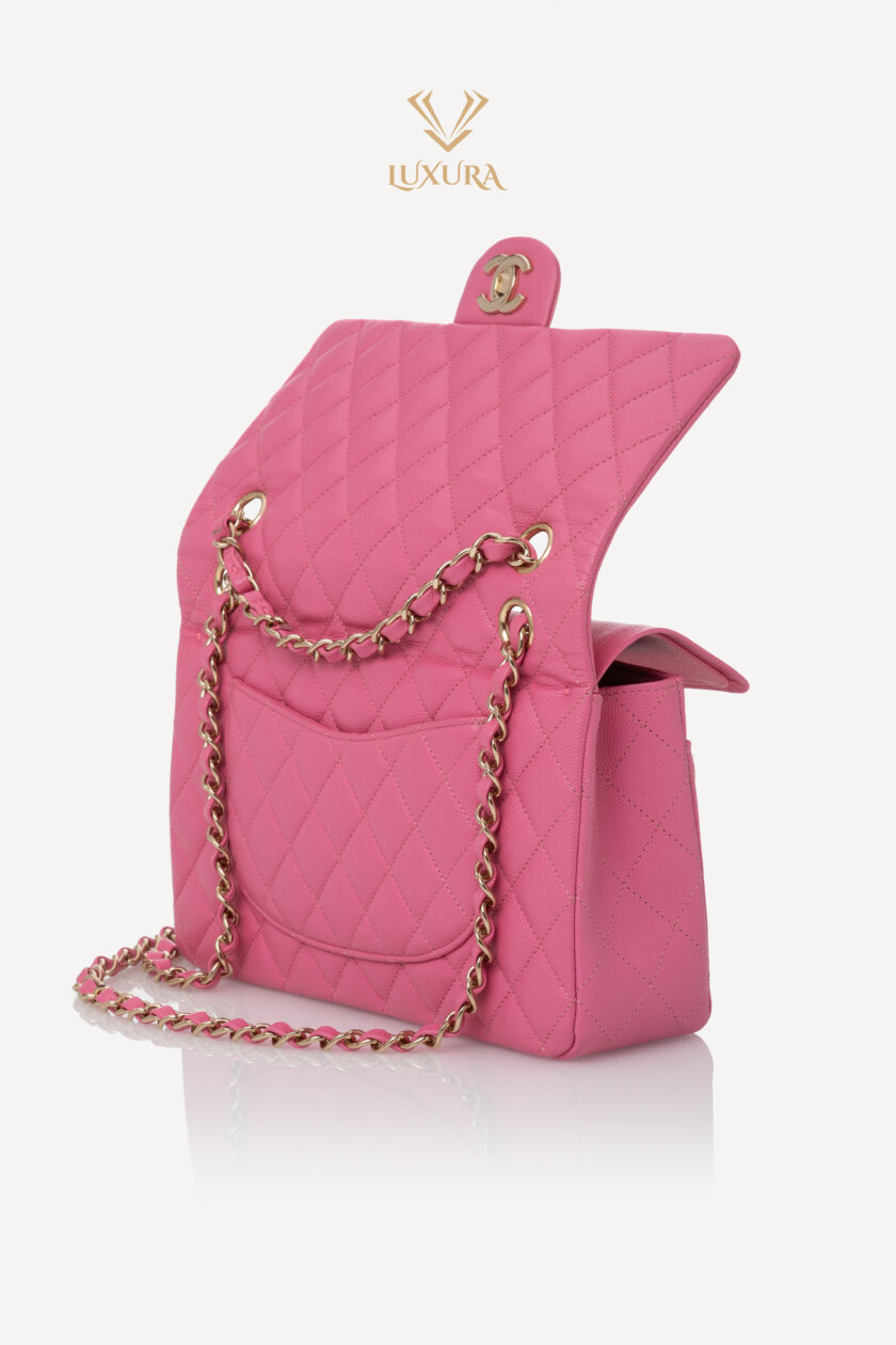 <span style="font-size: 10px; color: rgb(101, 101, 101);letter-spacing: .15em;">HARD TO FIND</span><br><strong> CHANEL </strong><br><div style="margin-top:10px;font-size:16px;">Classic Medium Double Flap Bag in Pink Caviar Calfskin with Gold Tone Hardware</div><br> - Image 8