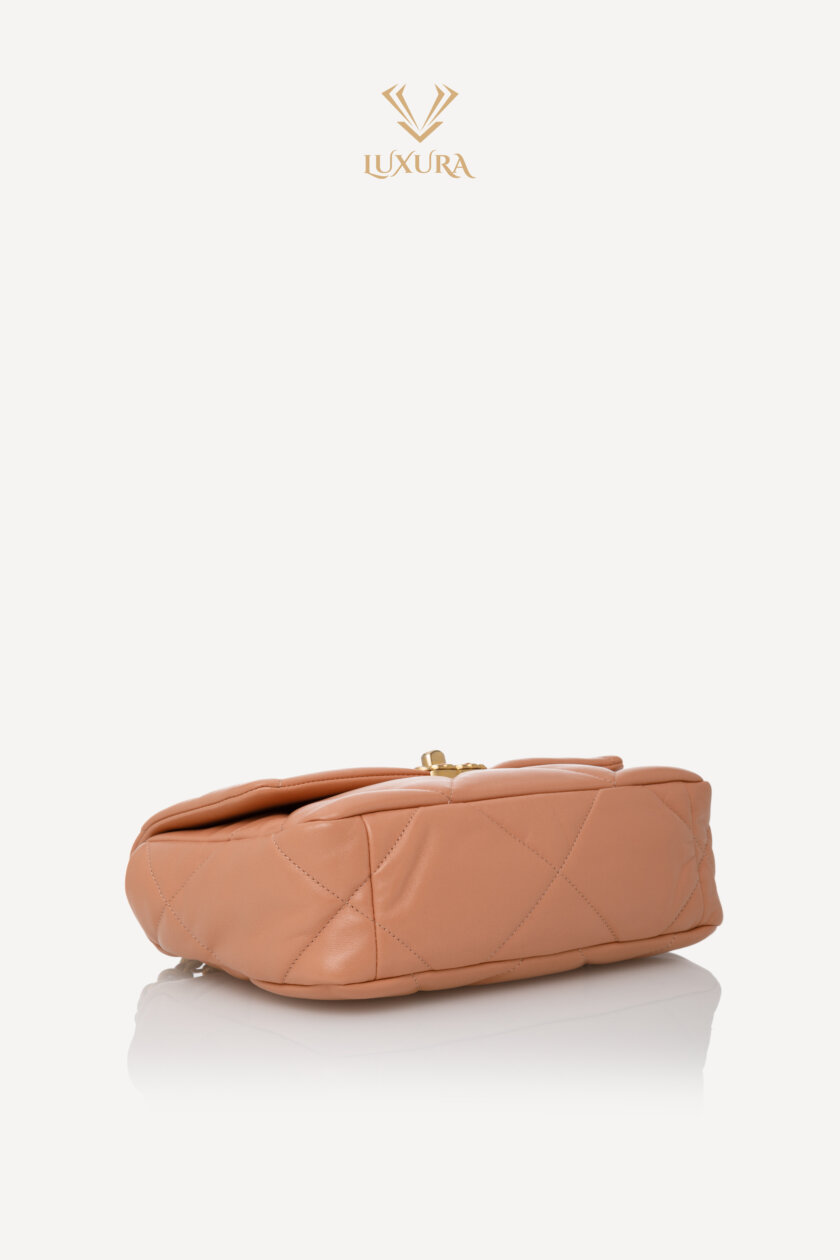 <span style="font-size: 10px; color: rgb(101, 101, 101);letter-spacing: .15em;">HARD TO FIND</span><br><strong> CHANEL </strong><br><div style="margin-top:10px;font-size:16px;">19 Handbag Shiny Lambskin Gold-Tone Silver-Tone Ruthenium Finish Metal Camel</div><br> - Image 21