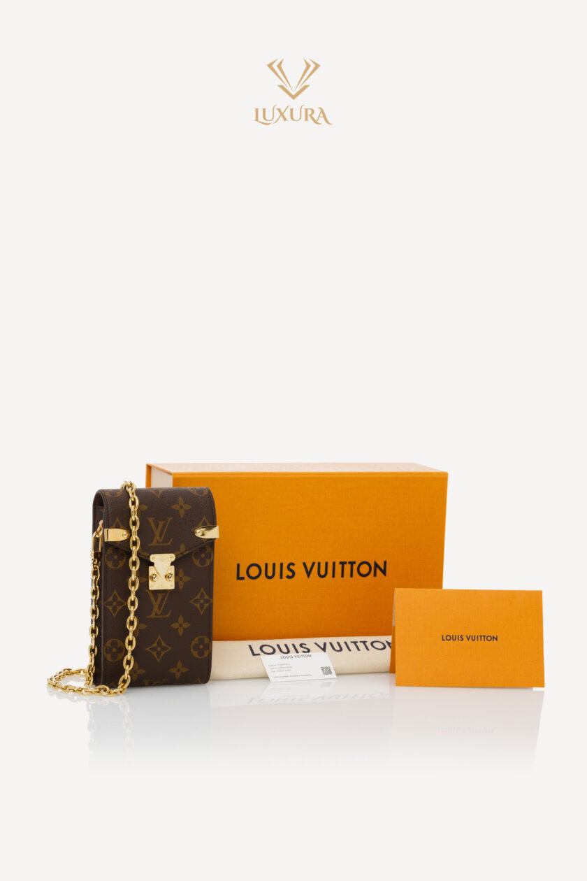 <span style="font-size: 10px; color: rgb(101, 101, 101);letter-spacing: .15em;">HARD TO FIND</span><br><strong> LOUIS VUITTON </strong><br><div style="margin-top:10px;font-size:16px;">Monogram Phone Pouch Metis Monogram Canvas M13572</div><br> - Image 2
