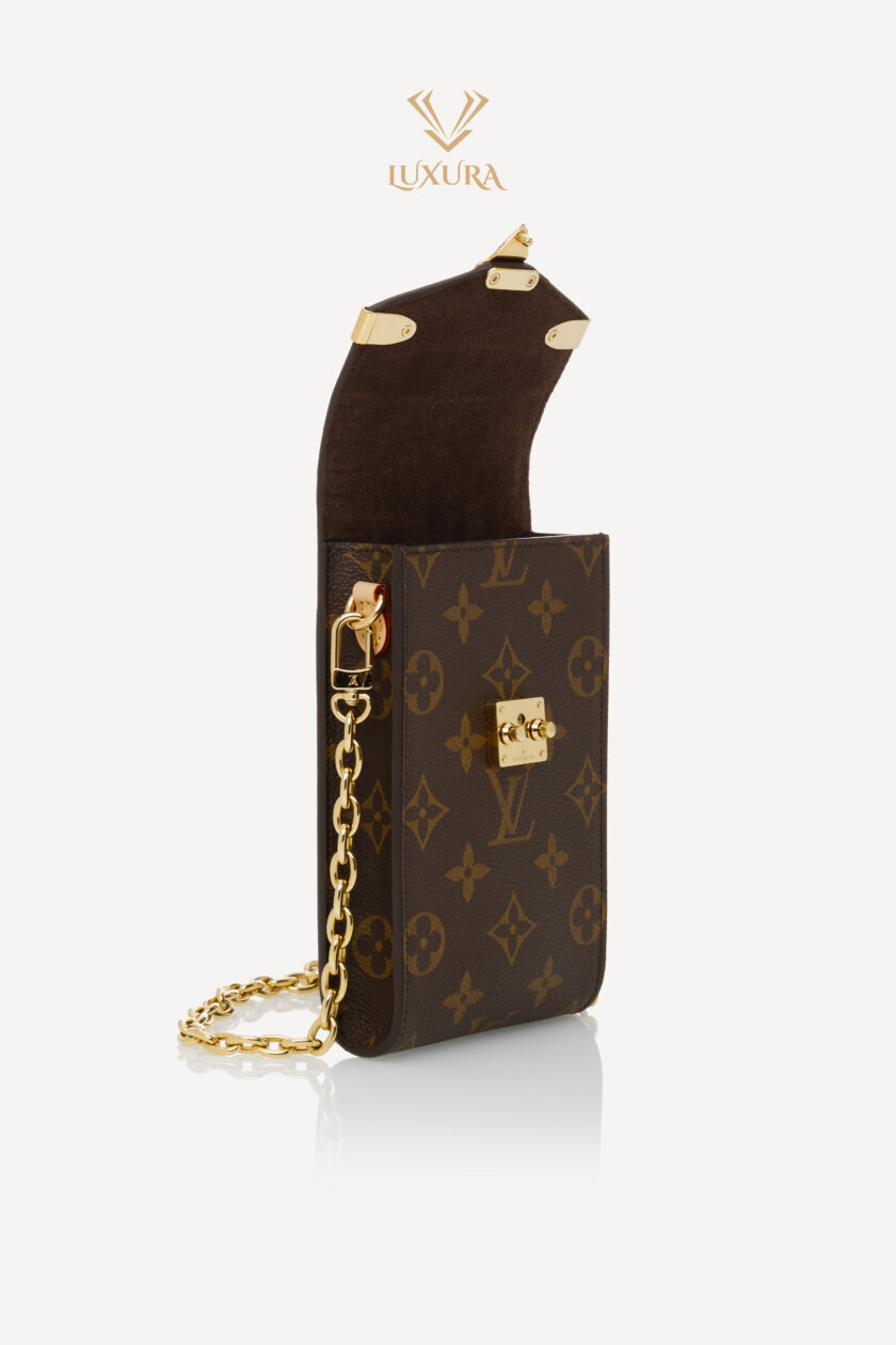<span style="font-size: 10px; color: rgb(101, 101, 101);letter-spacing: .15em;">HARD TO FIND</span><br><strong> LOUIS VUITTON </strong><br><div style="margin-top:10px;font-size:16px;">Monogram Phone Pouch Metis Monogram Canvas M13572</div><br> - Image 7