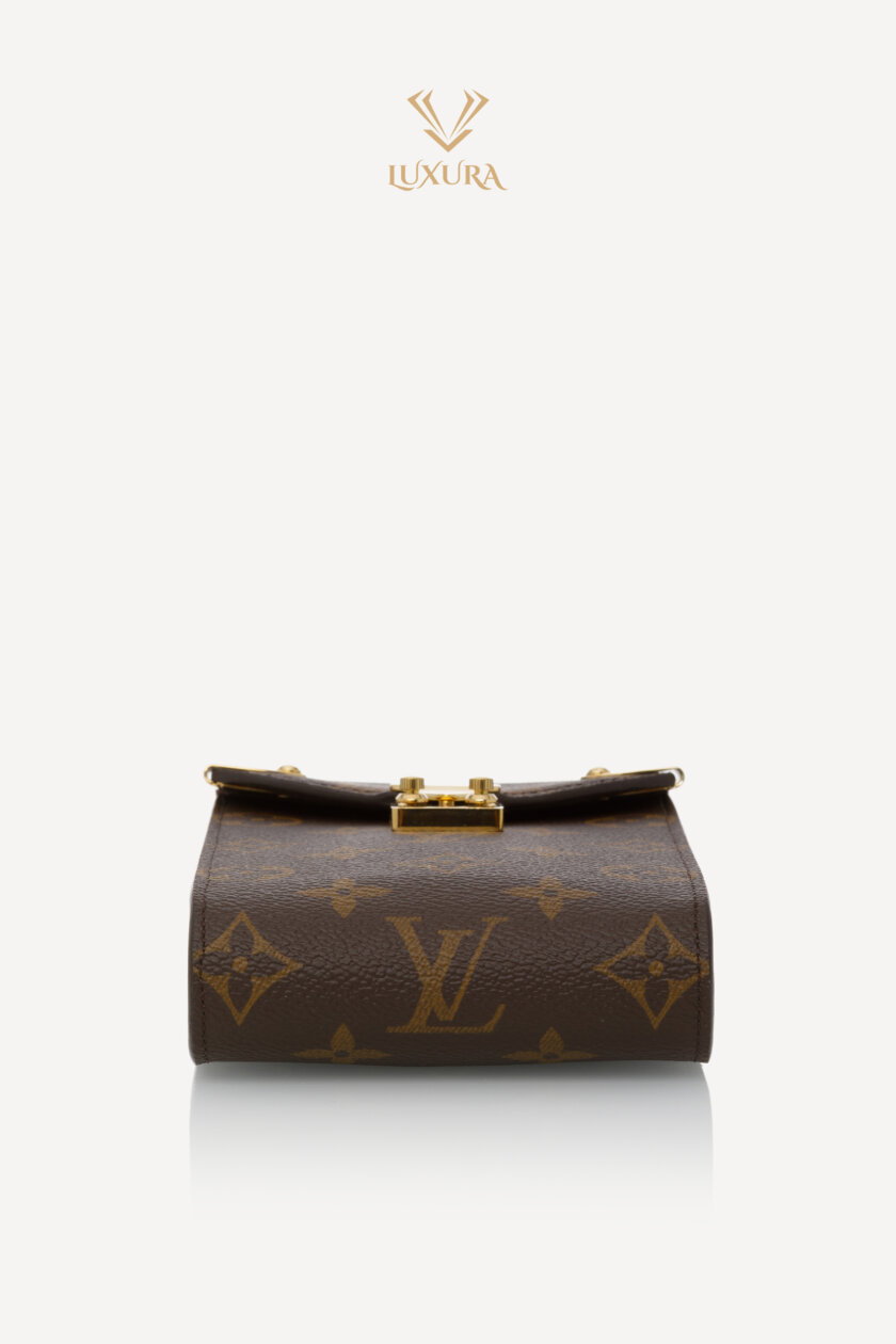 <span style="font-size: 10px; color: rgb(101, 101, 101);letter-spacing: .15em;">HARD TO FIND</span><br><strong> LOUIS VUITTON </strong><br><div style="margin-top:10px;font-size:16px;">Monogram Phone Pouch Metis Monogram Canvas M13572</div><br> - Image 19