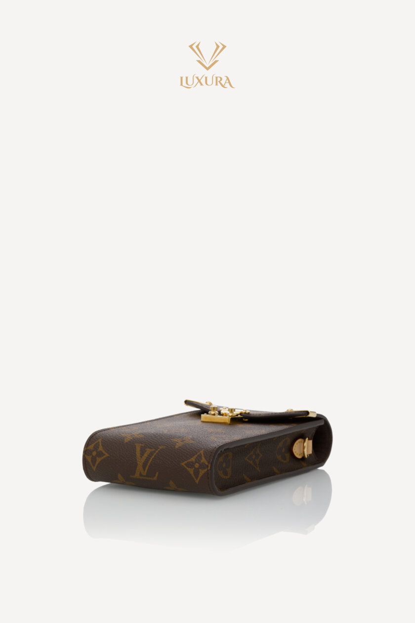 <span style="font-size: 10px; color: rgb(101, 101, 101);letter-spacing: .15em;">HARD TO FIND</span><br><strong> LOUIS VUITTON </strong><br><div style="margin-top:10px;font-size:16px;">Monogram Phone Pouch Metis Monogram Canvas M13572</div><br> - Image 20