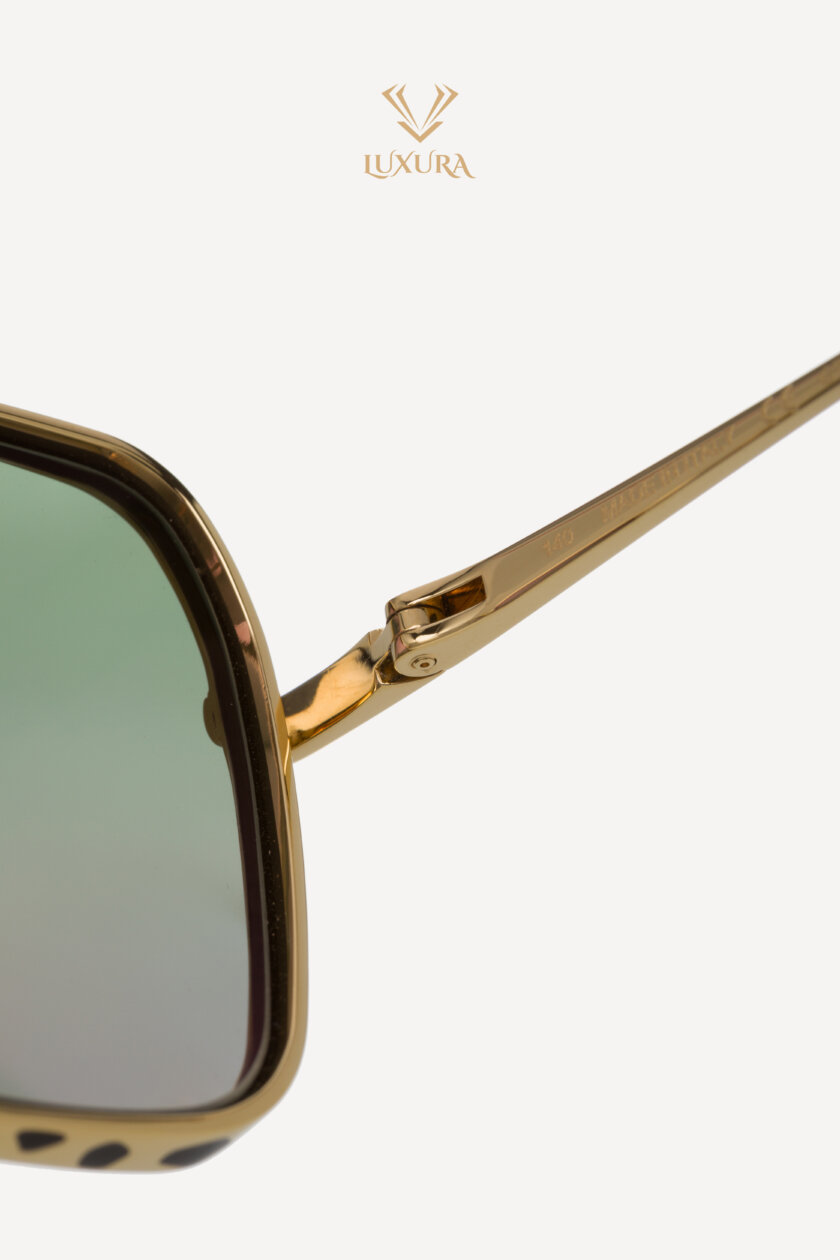 <span style="font-size: 10px; color: rgb(101, 101, 101);letter-spacing: .15em;">BEST DEAL </span><br><strong> CARTIER</strong><br><div style="margin-top:10px; font-size:16px;">Panthere De Cartier gold-tone square-frame Sunglasses</div><br> - Image 13