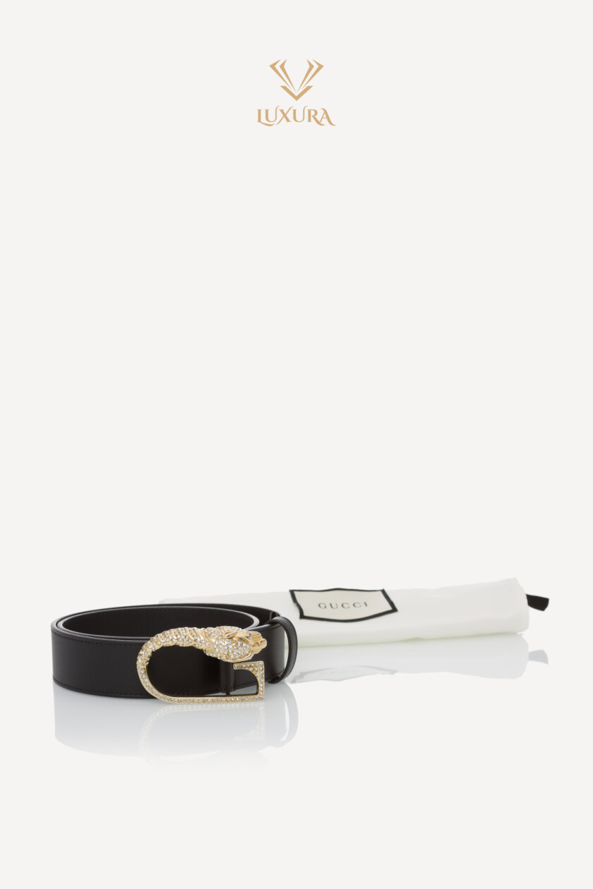<span style="font-size: 10px; color: rgb(101, 101, 101);letter-spacing: .15em;">HARD TO FIND</span><br><strong> GUCCI </strong><br><div style="margin-top:10px; font-size:16px;">Moon Calfskin Crystal Tiger Head G Buckle 35mm Belt 70 Black</div><br> - Image 2