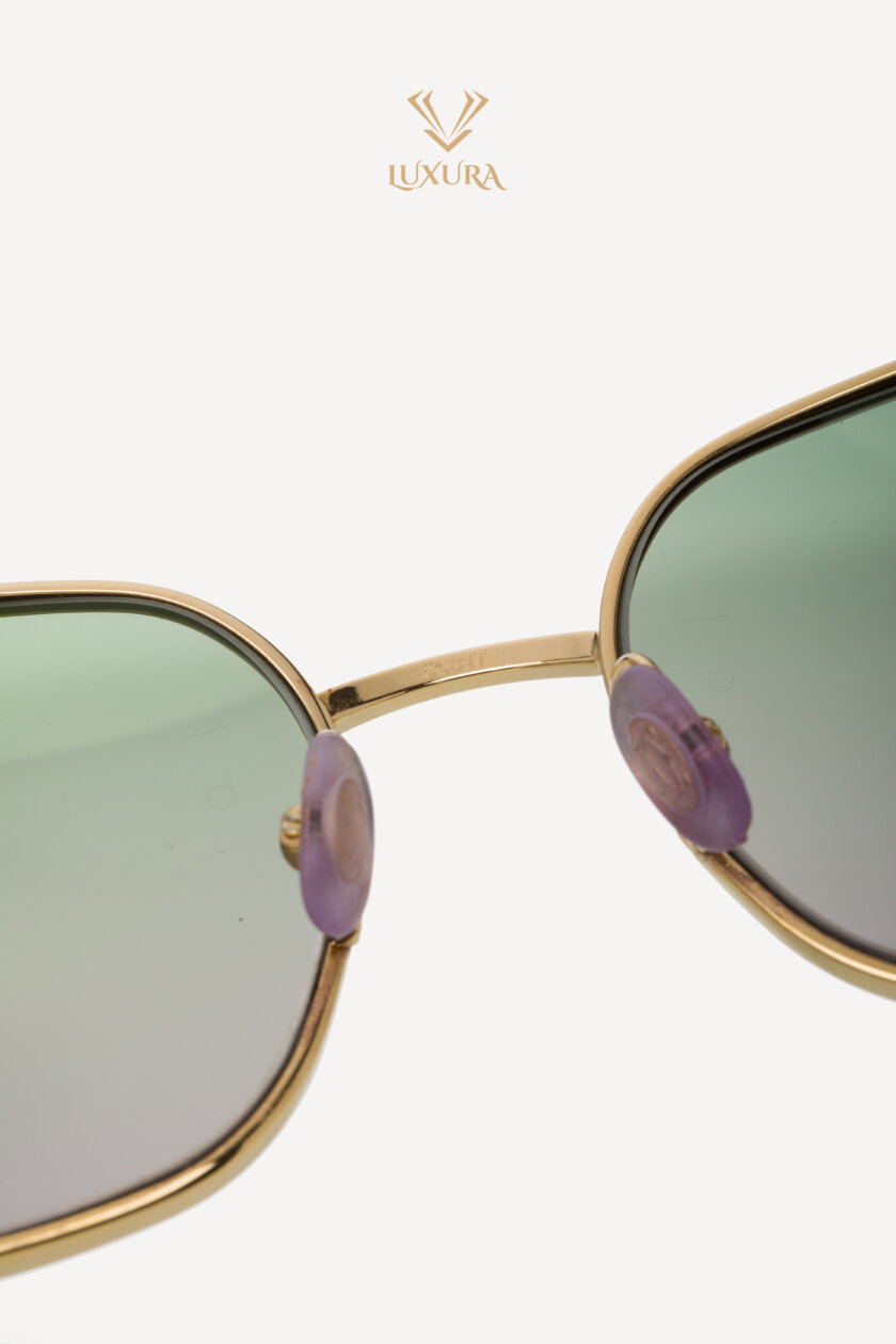 <span style="font-size: 10px; color: rgb(101, 101, 101);letter-spacing: .15em;">BEST DEAL </span><br><strong> CARTIER</strong><br><div style="margin-top:10px; font-size:16px;">Panthere De Cartier gold-tone square-frame Sunglasses</div><br> - Image 14