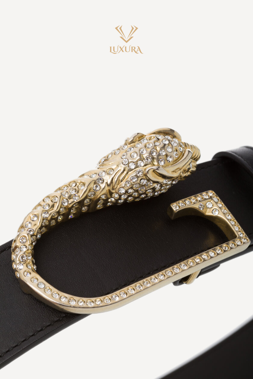 <span style="font-size: 10px; color: rgb(101, 101, 101);letter-spacing: .15em;">HARD TO FIND</span><br><strong> GUCCI </strong><br><div style="margin-top:10px; font-size:16px;">Moon Calfskin Crystal Tiger Head G Buckle 35mm Belt 70 Black</div><br> - Image 4