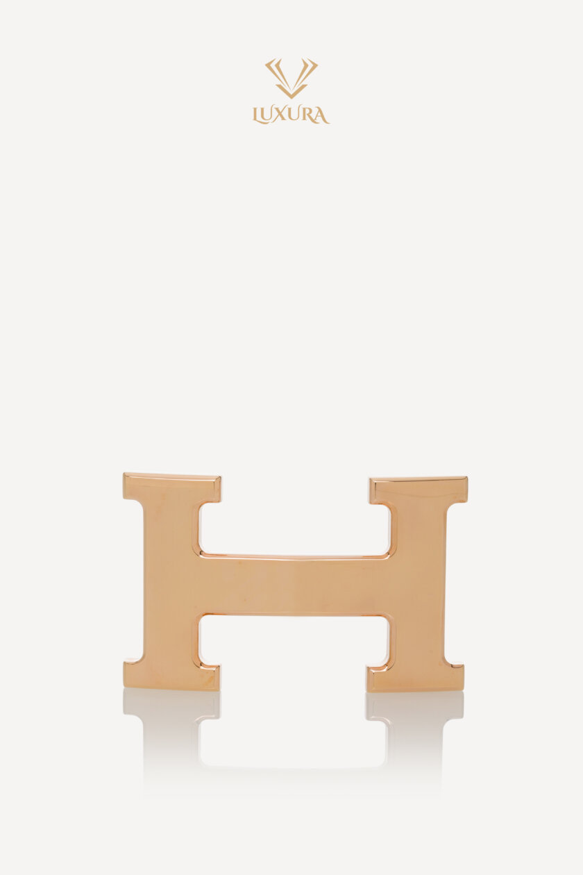 <span style="font-size: 10px; color: rgb(101, 101, 101);letter-spacing: .15em;">HARD TO FIND</span><br><strong> HERMES </strong><br><div style="margin-top:10px; font-size:16px;"> H Belt Buckle with Reversible Strap Noir Gold 95 cm 32mm </div><br> - Image 12
