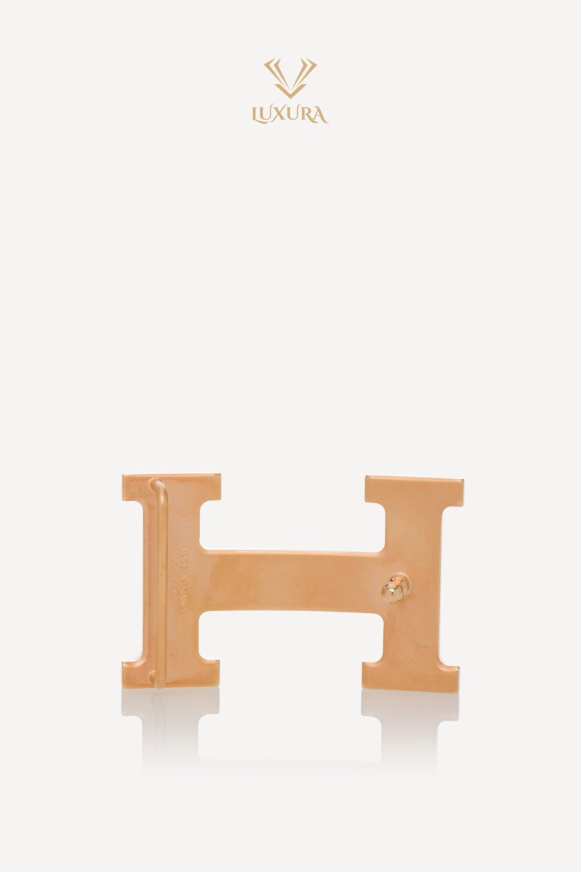 <span style="font-size: 10px; color: rgb(101, 101, 101);letter-spacing: .15em;">HARD TO FIND</span><br><strong> HERMES </strong><br><div style="margin-top:10px; font-size:16px;"> H Belt Buckle with Reversible Strap Noir Gold 95 cm 32mm </div><br> - Image 13