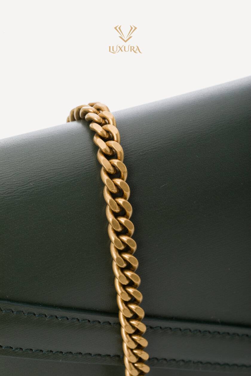Genti | SAINT LAURENT Smooth Calfskin Monogram Cassandra Clasp Bag Dark Green