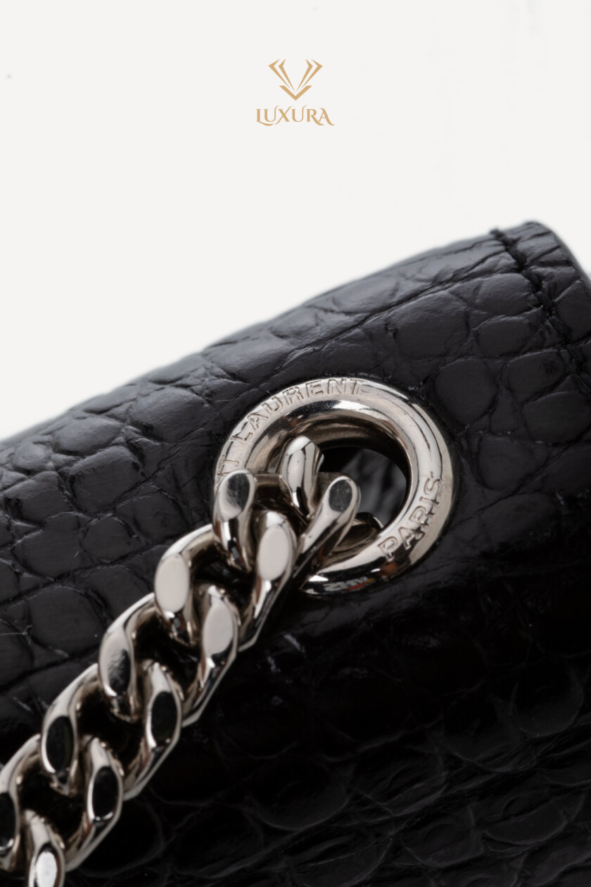 <span style="font-size: 10px; color: rgb(101, 101, 101);letter-spacing: .15em;">BEST DEAL</span><br><strong> SAINT LAURENT </strong><br><div style="margin-top:10px; font-size:16px;">Crocodile Embossed Medium Classic Monogram Kate Tassel Satchel Black</div><br> - Image 14