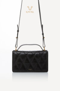 Genti | GIVENCHY GV3 Quilted Leather Strap Wallet Black